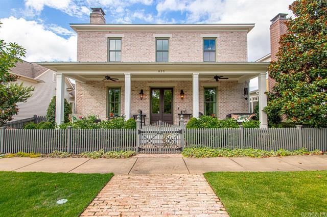 835  Burrow  Conway, AR