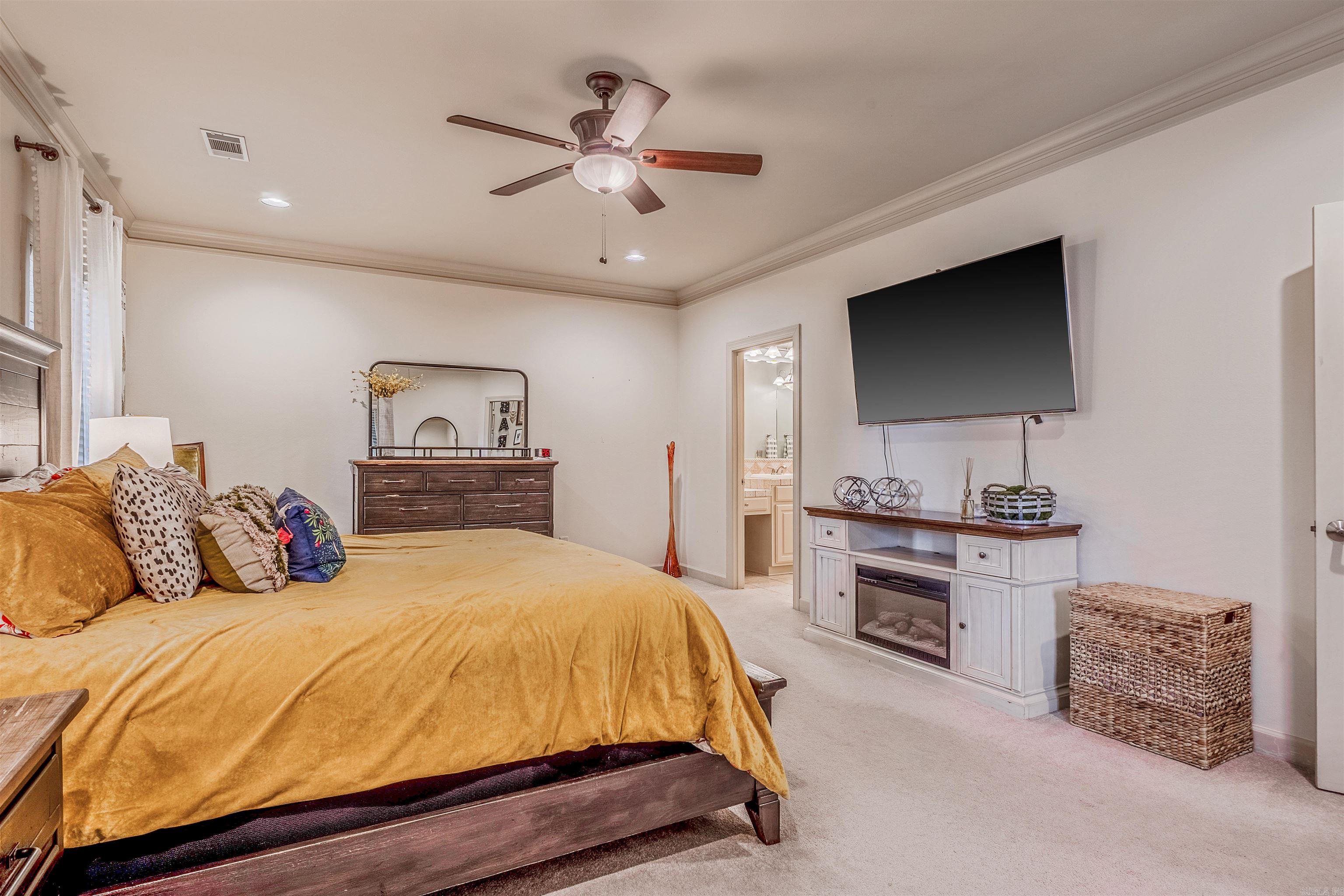 25 Southshore Cove Maumelle, AR 72113