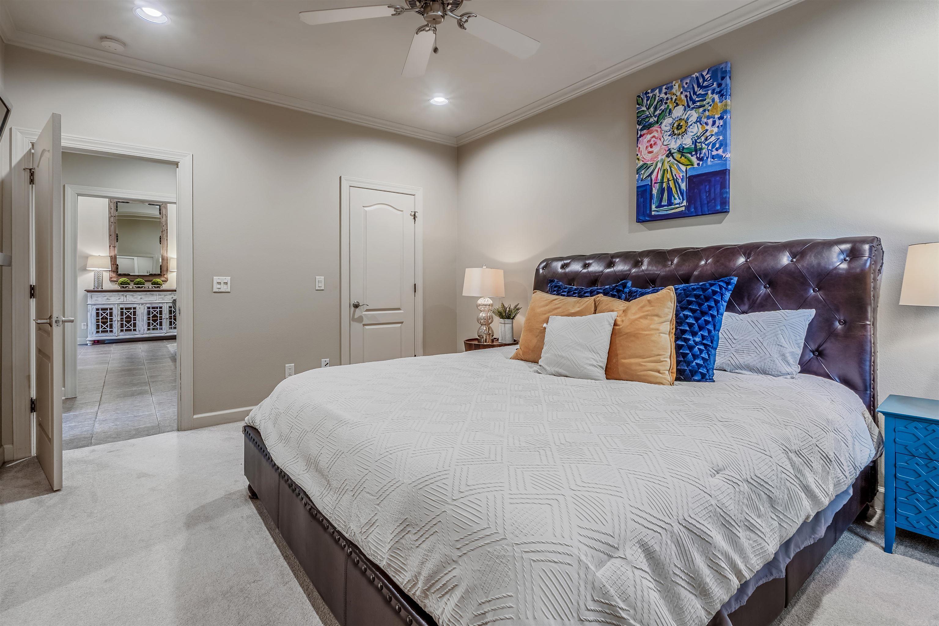 25 Southshore Cove Maumelle, AR 72113