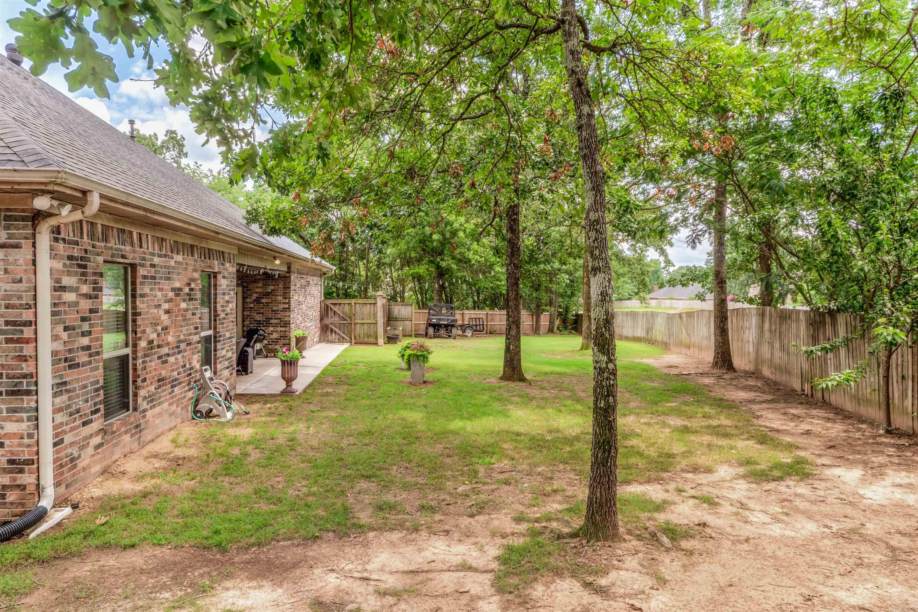 25 Southshore Cove Maumelle, AR 72113