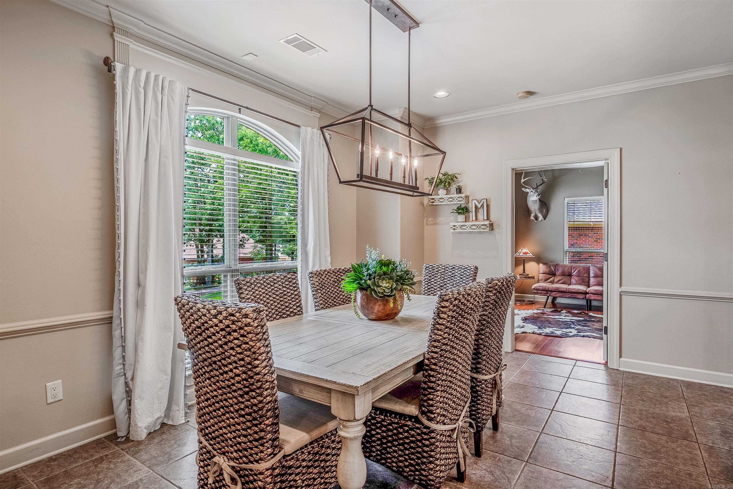 25 Southshore Cove Maumelle, AR 72113