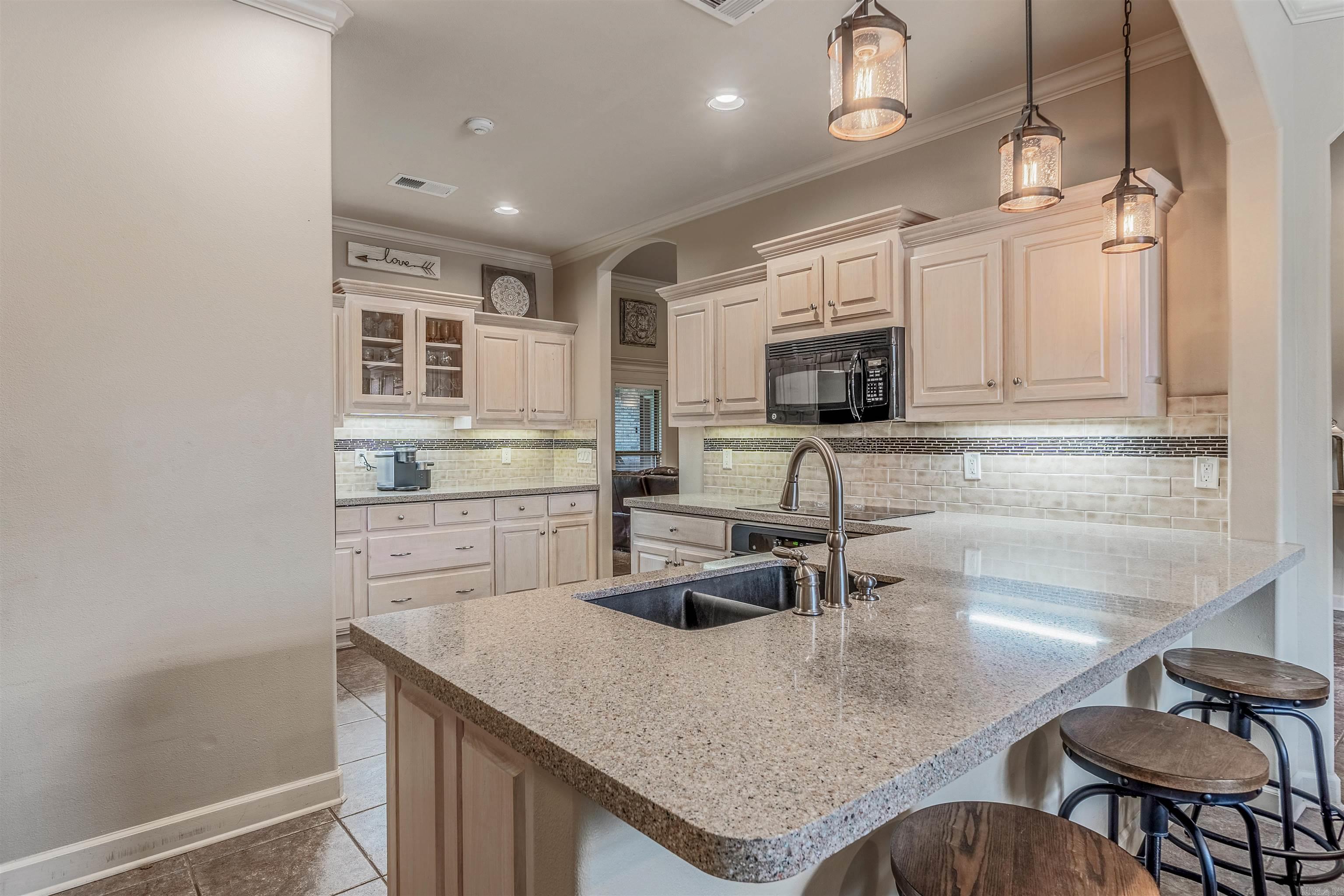25 Southshore Cove Maumelle, AR 72113