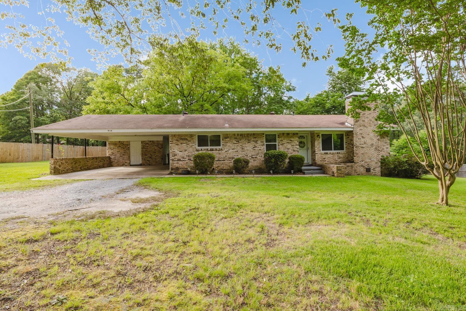 910 Mulberry Salem  Benton, AR
