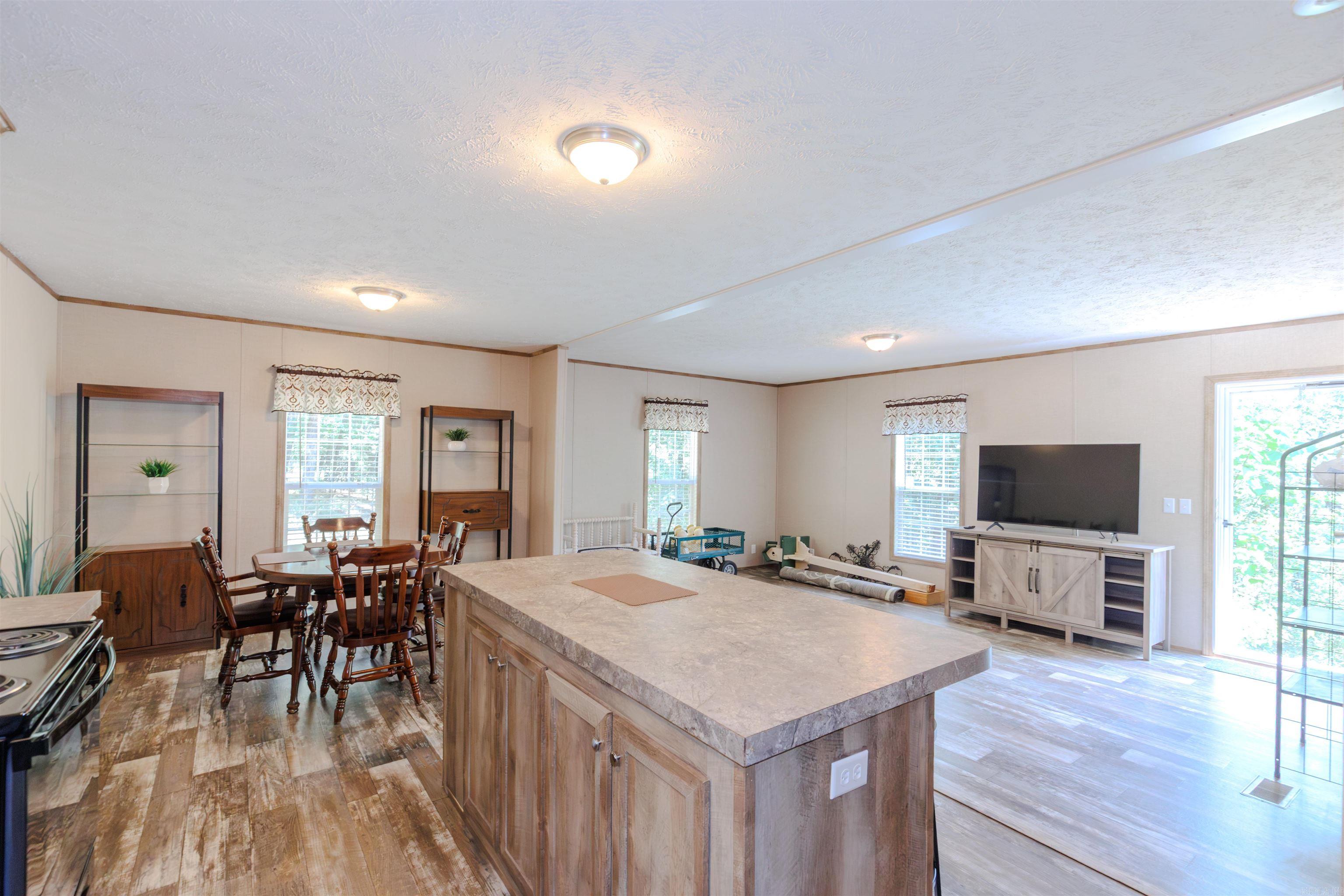 308 W Fifth  Perry, AR