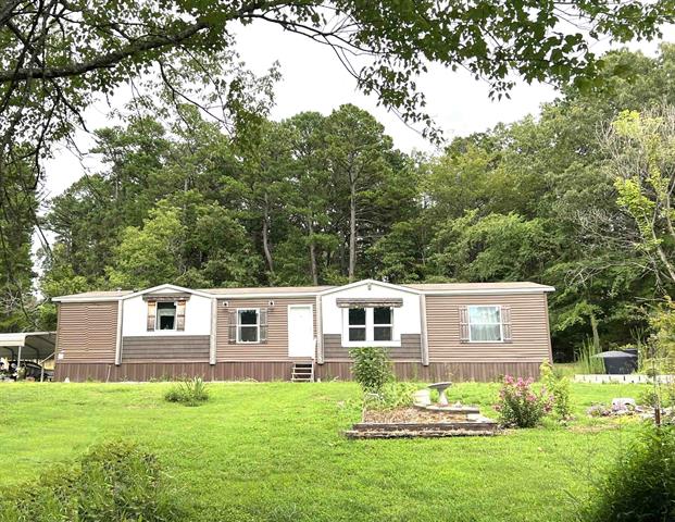 21119 N Hwy 5  Mountain View, AR