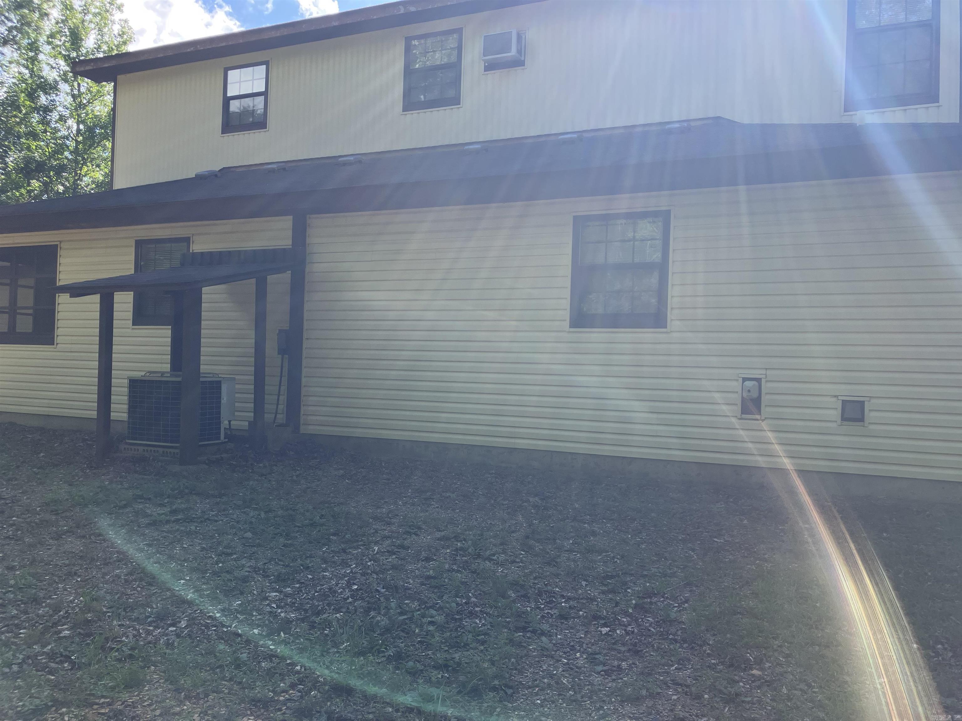 89 Riverfront Drive Pencil Bluff, AR 71965