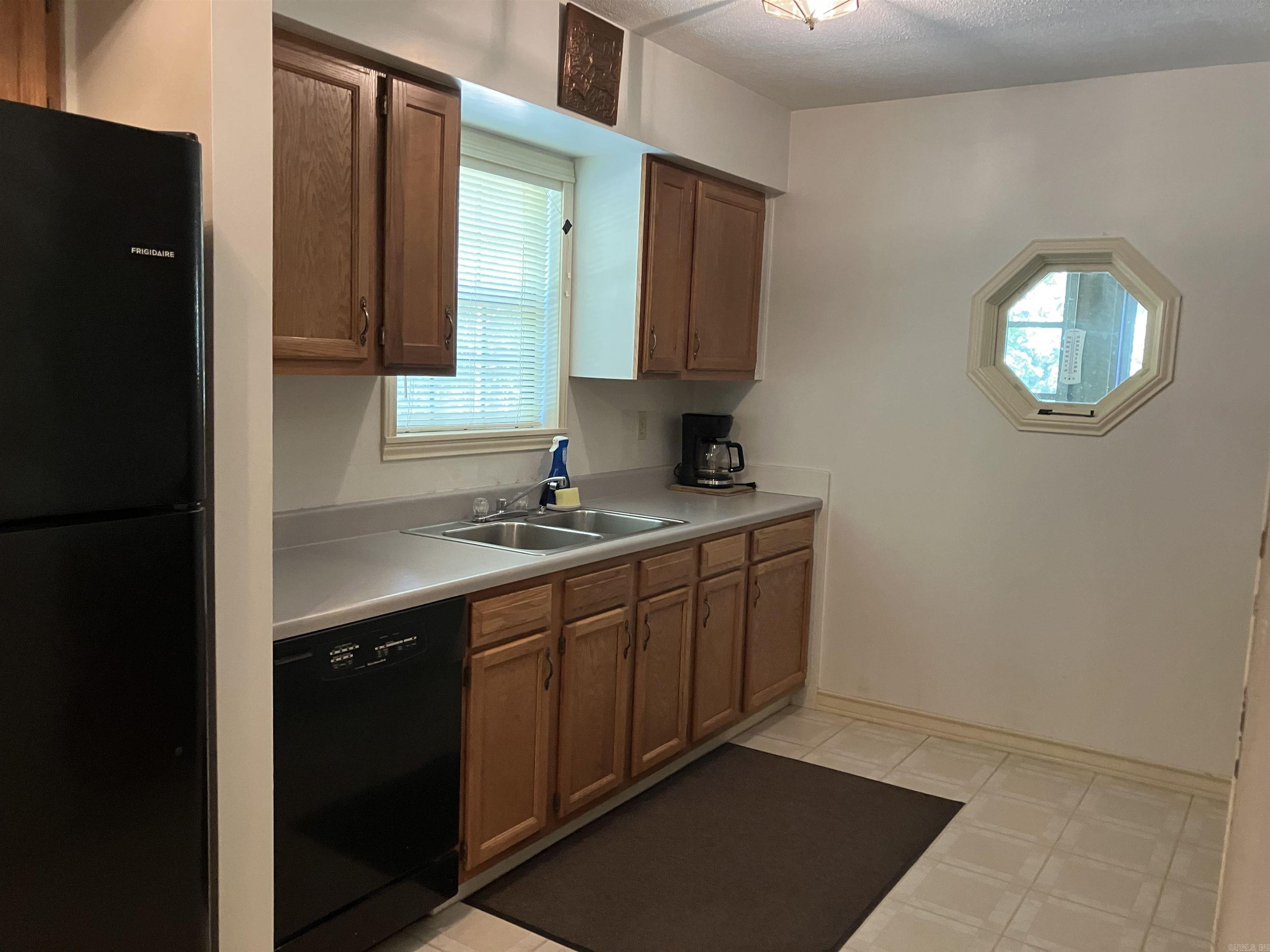89 Riverfront Drive Pencil Bluff, AR 71965