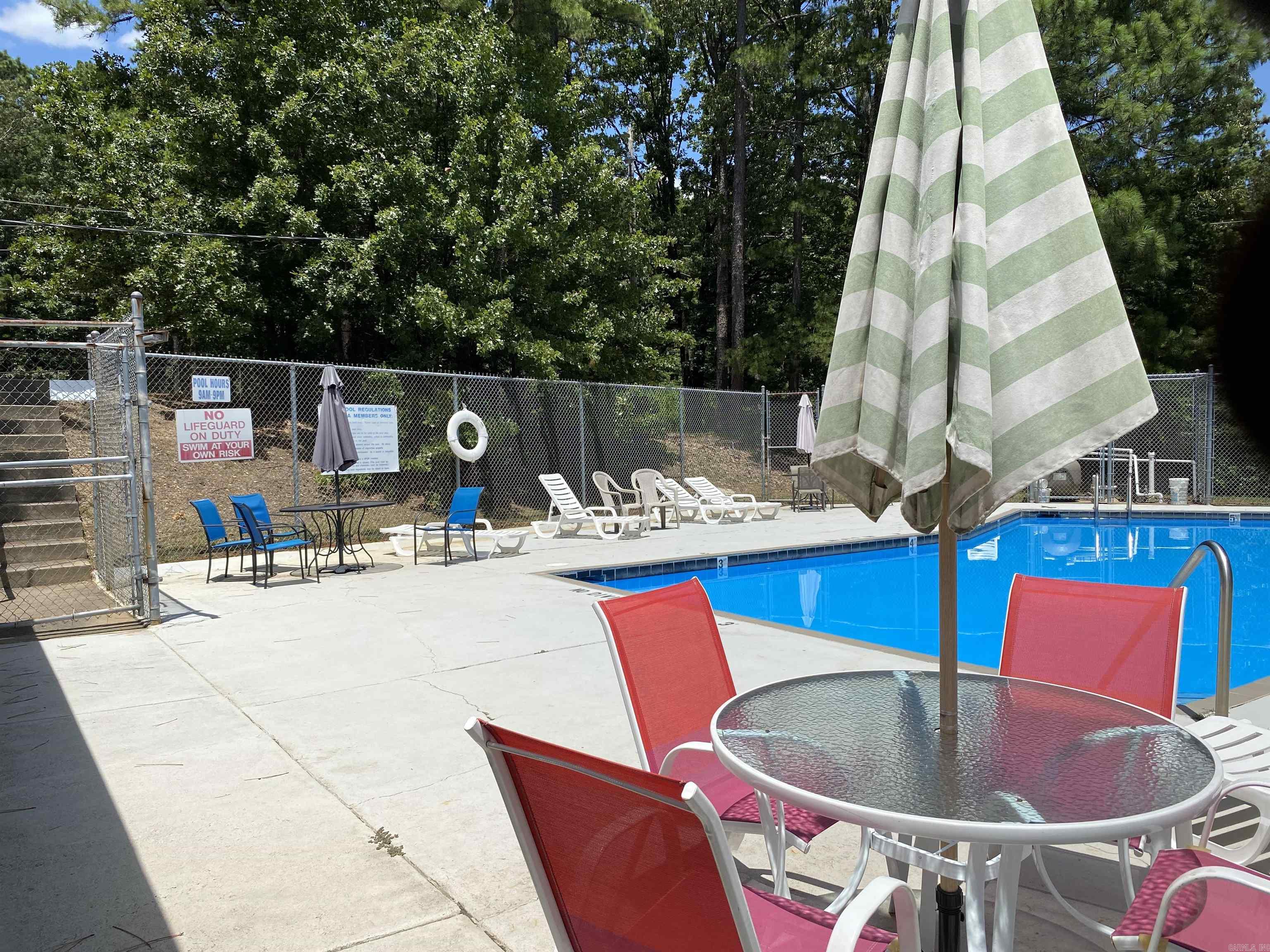 2612 Peach Tree Little Rock, AR 72211