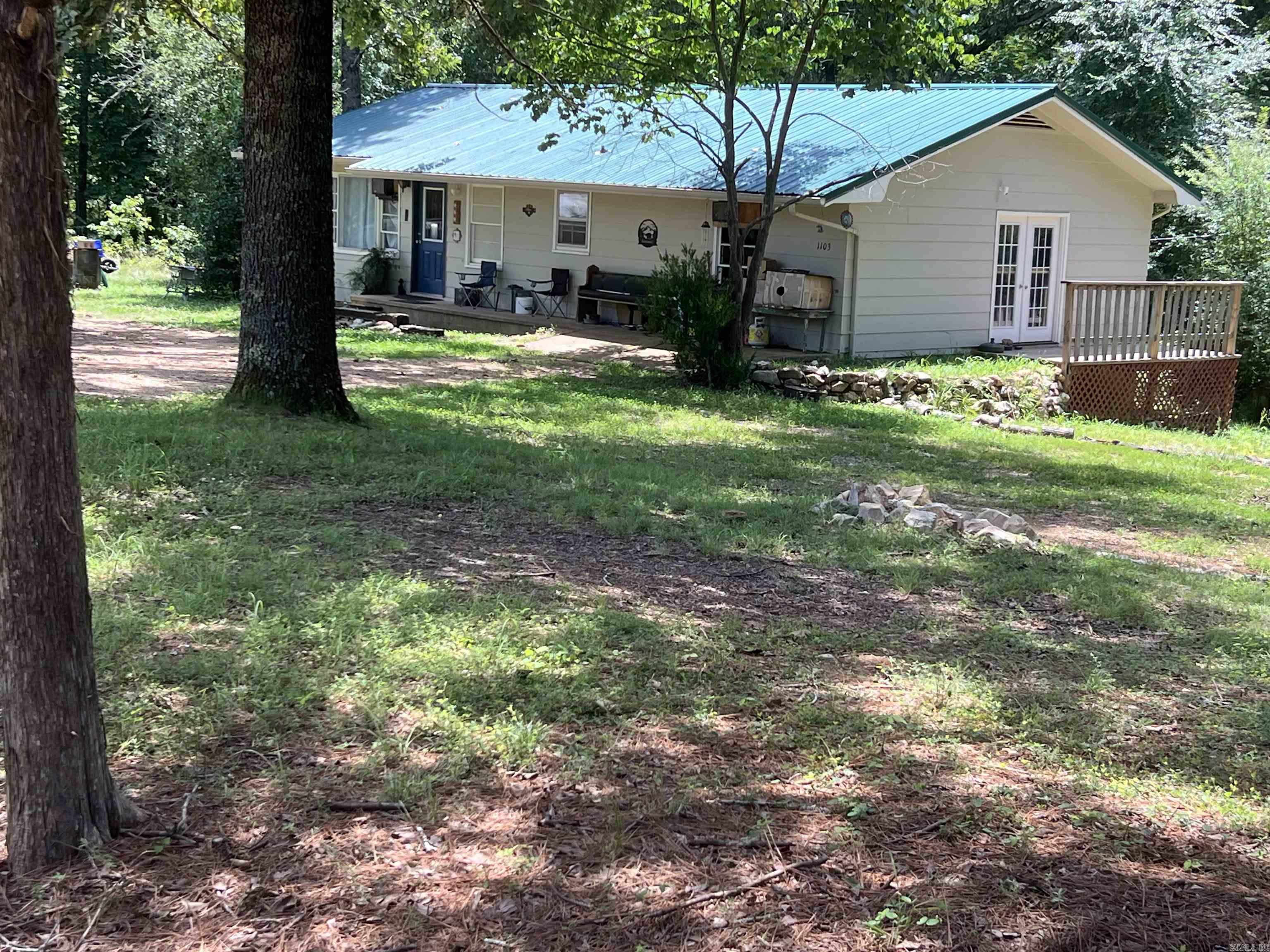 1103 Riverview Drive  Mammoth Spring, AR