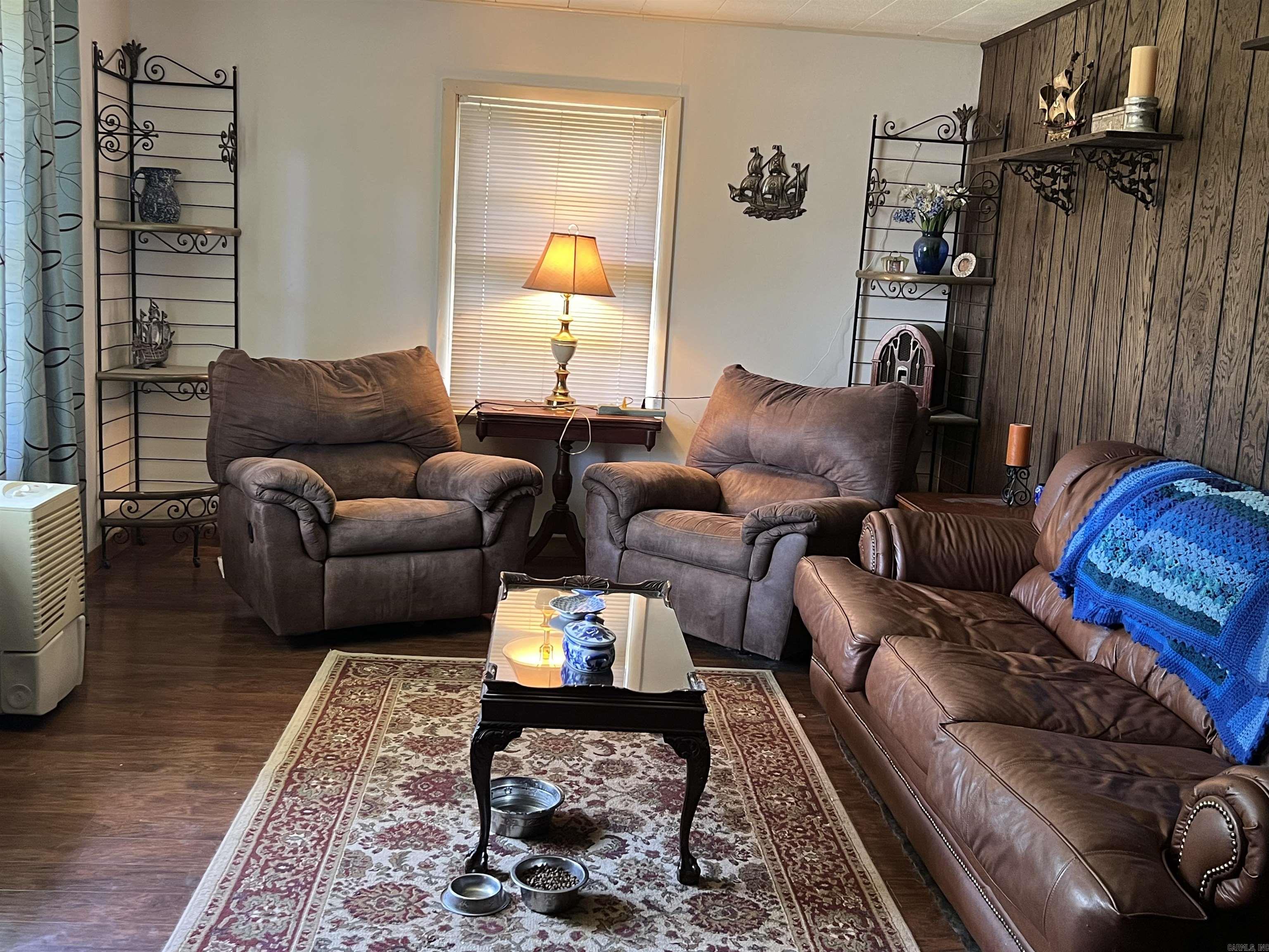1103 Riverview Drive  Mammoth Spring, AR