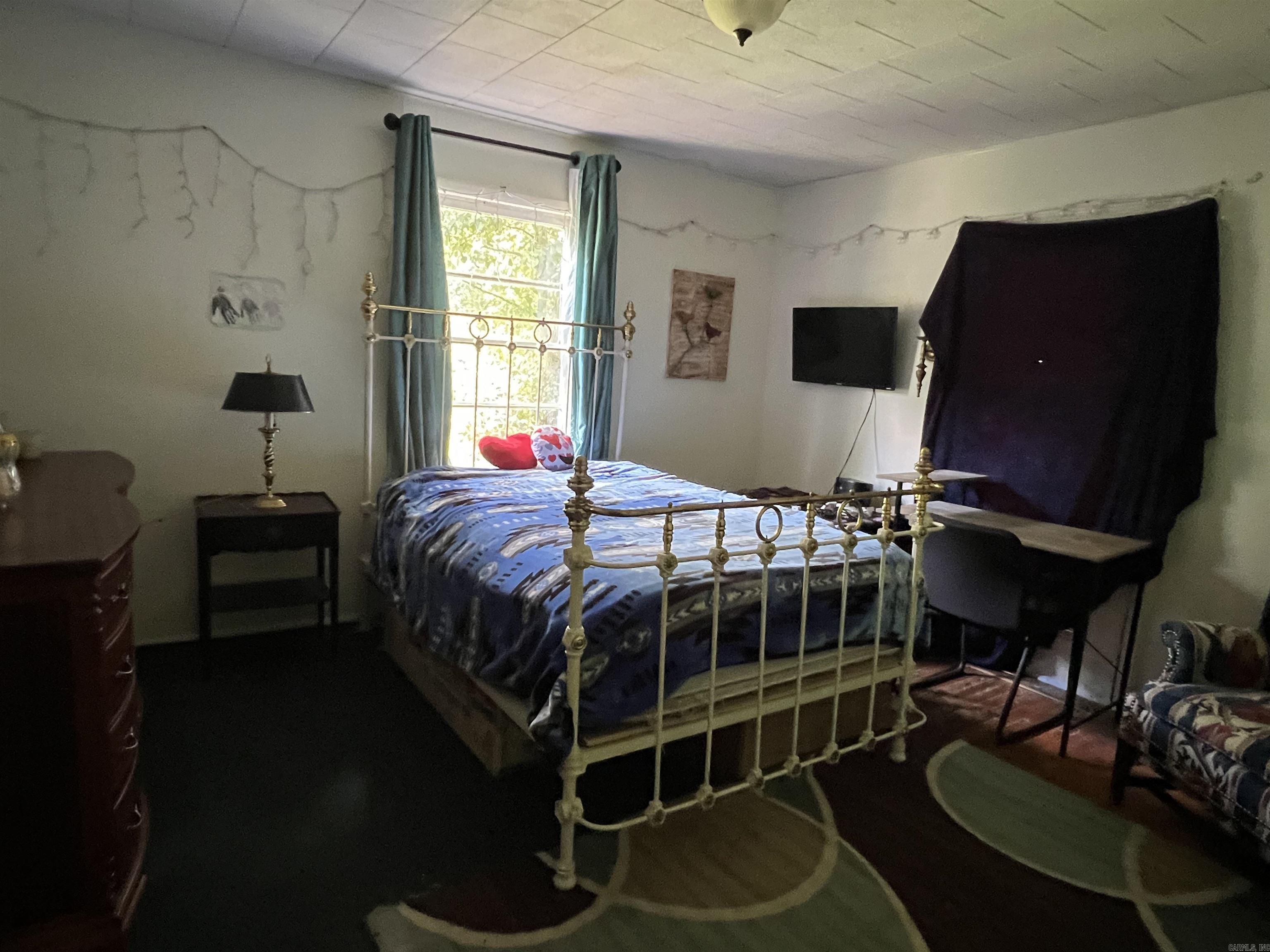 1103 Riverview Drive  Mammoth Spring, AR