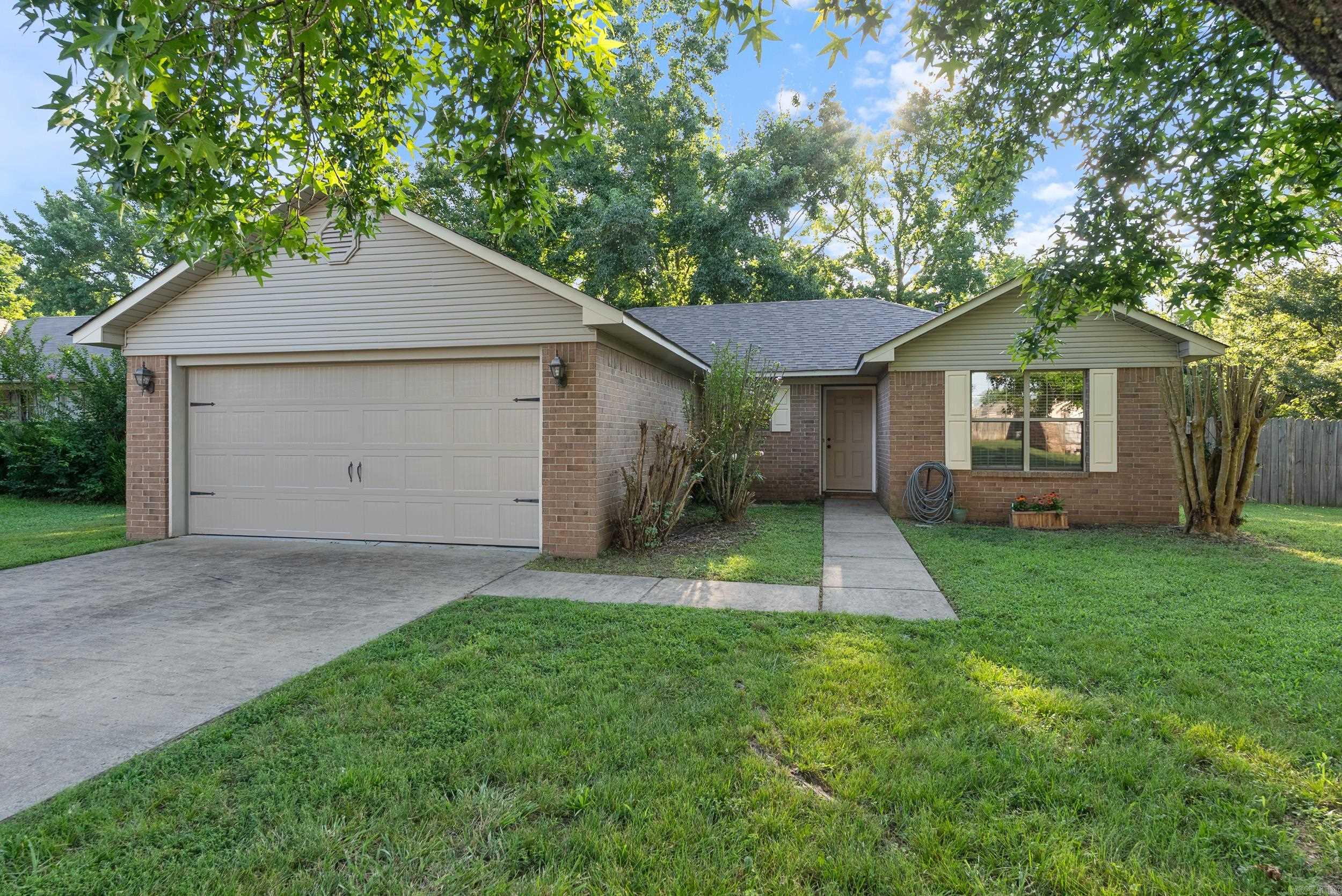 1410 Pyramid  Conway, AR