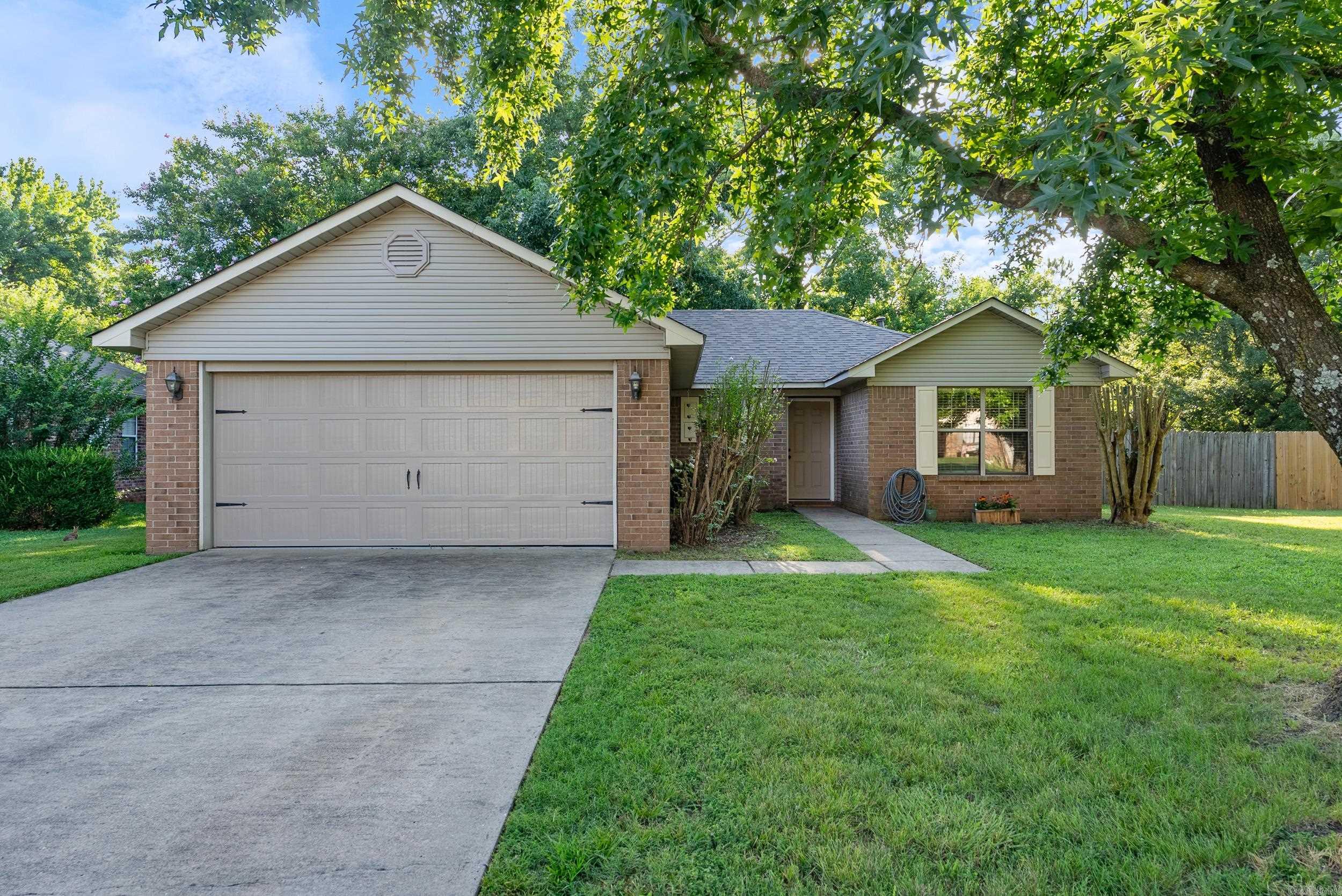 1410 Pyramid  Conway, AR