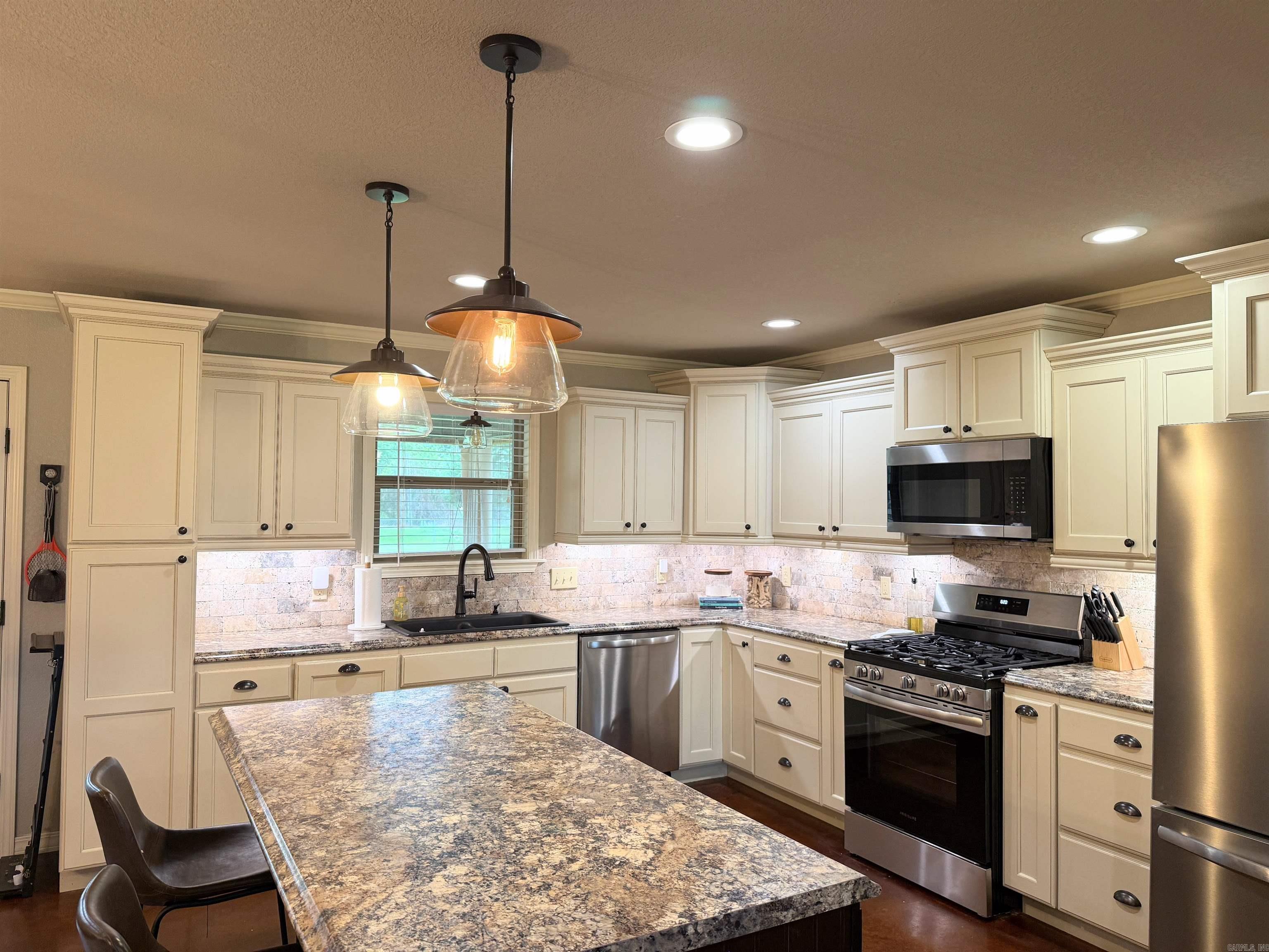 141 Meadow Lane Lamar, AR 72846
