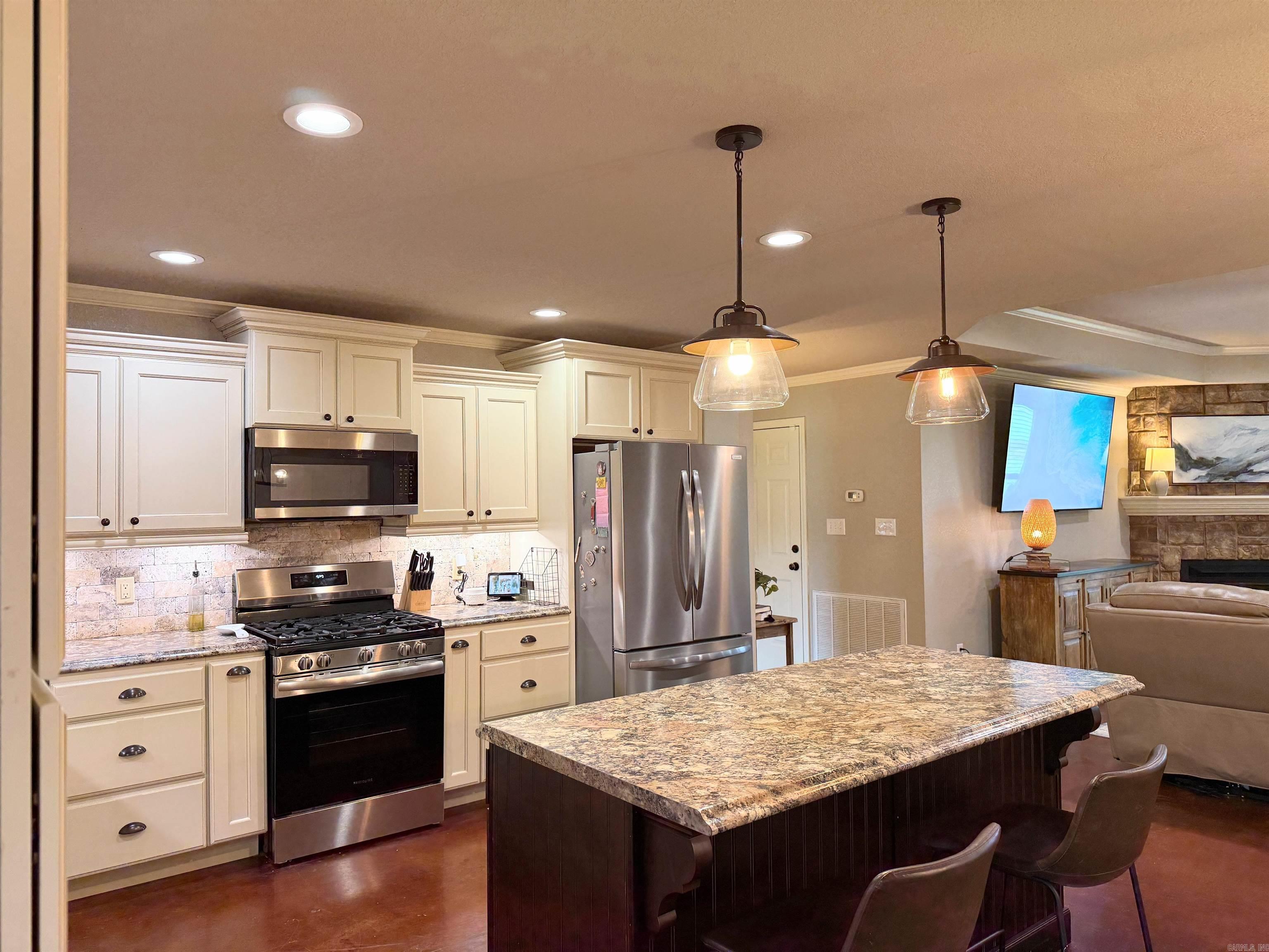 141 Meadow Lane Lamar, AR 72846