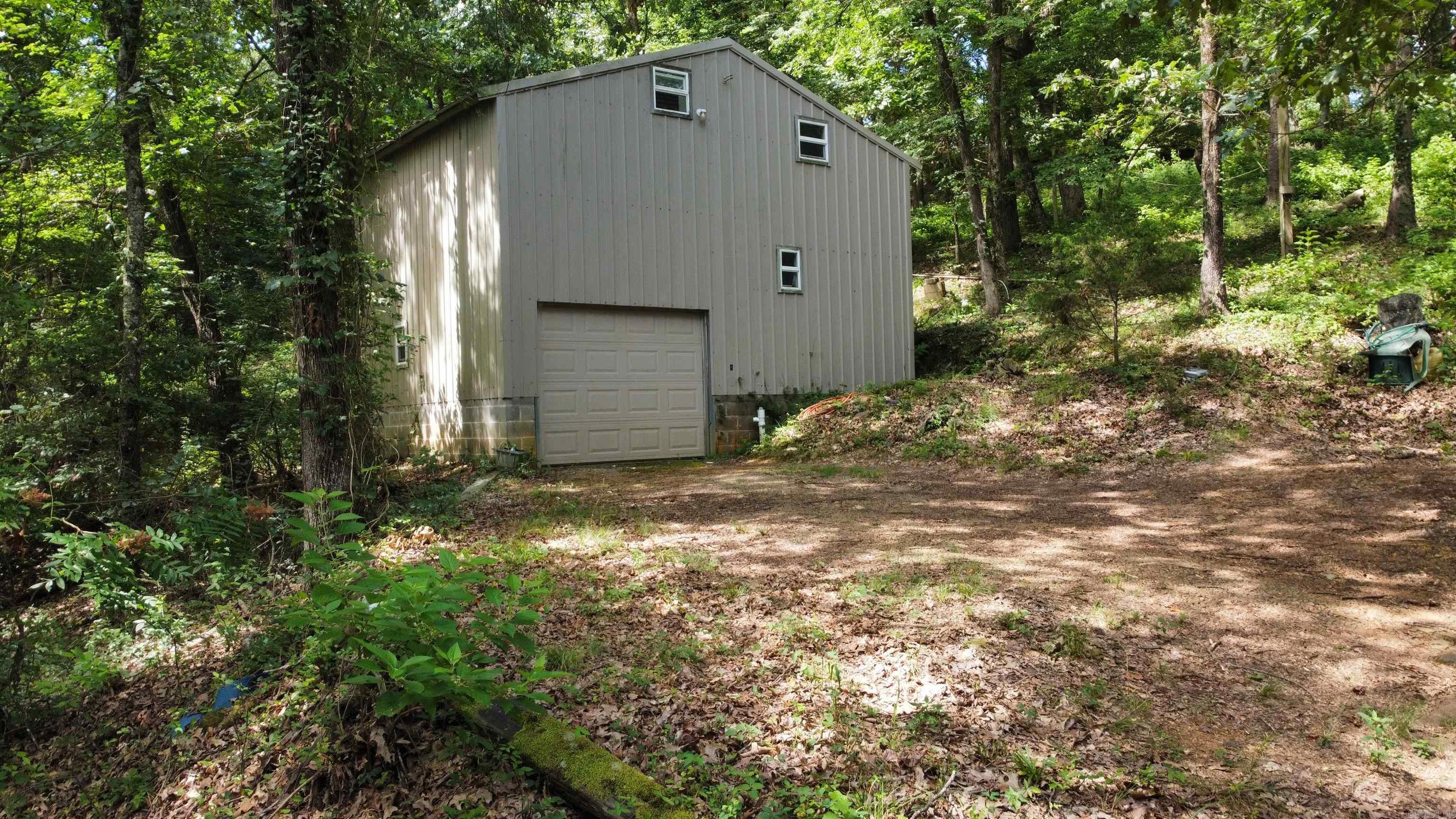 299 County Road 3587  Clarksville, AR