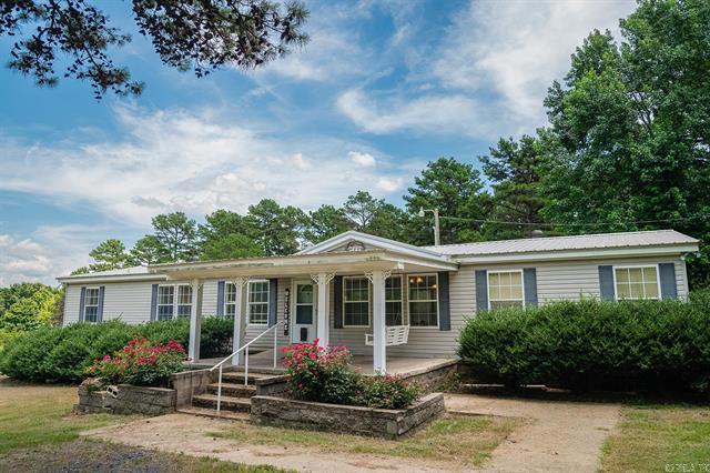 102  Cessna Dr  McRae, AR