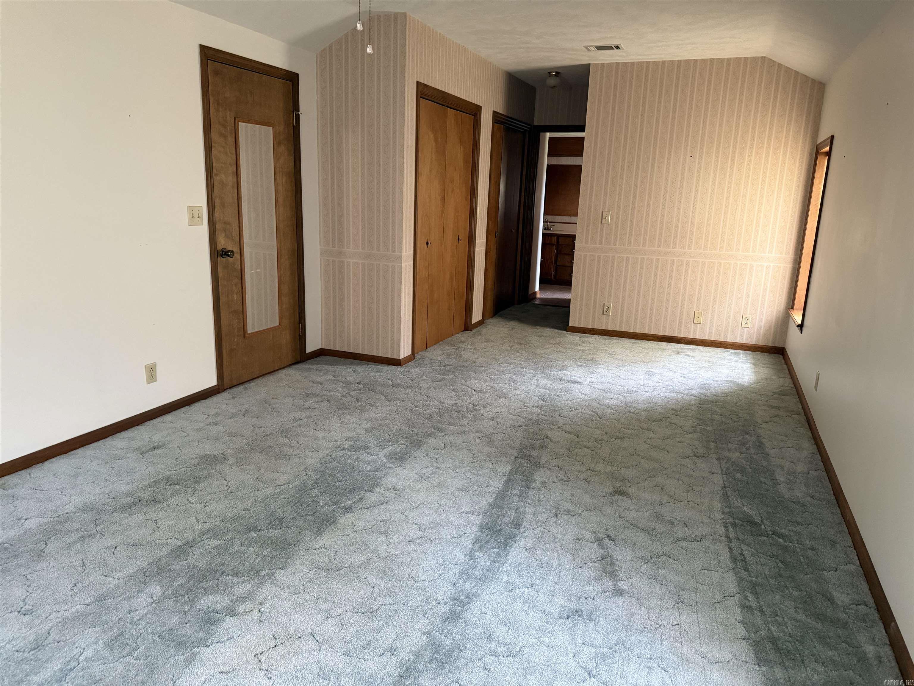 925 Uphill Lane Marshall, AR 72650