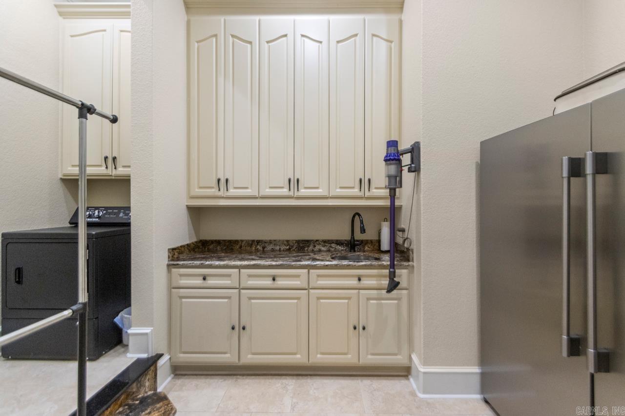 418 Suncrest Street Bryant, AR 72011