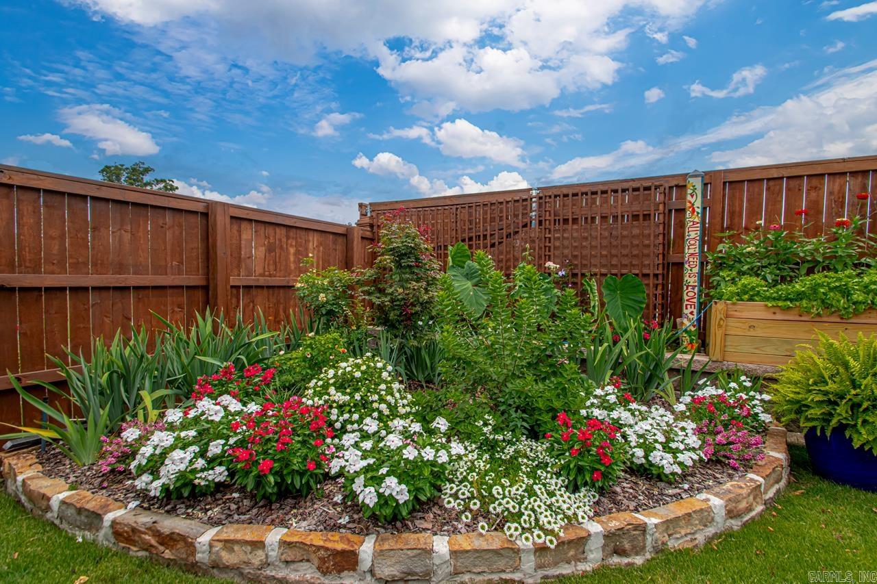 418 Suncrest Street Bryant, AR 72011