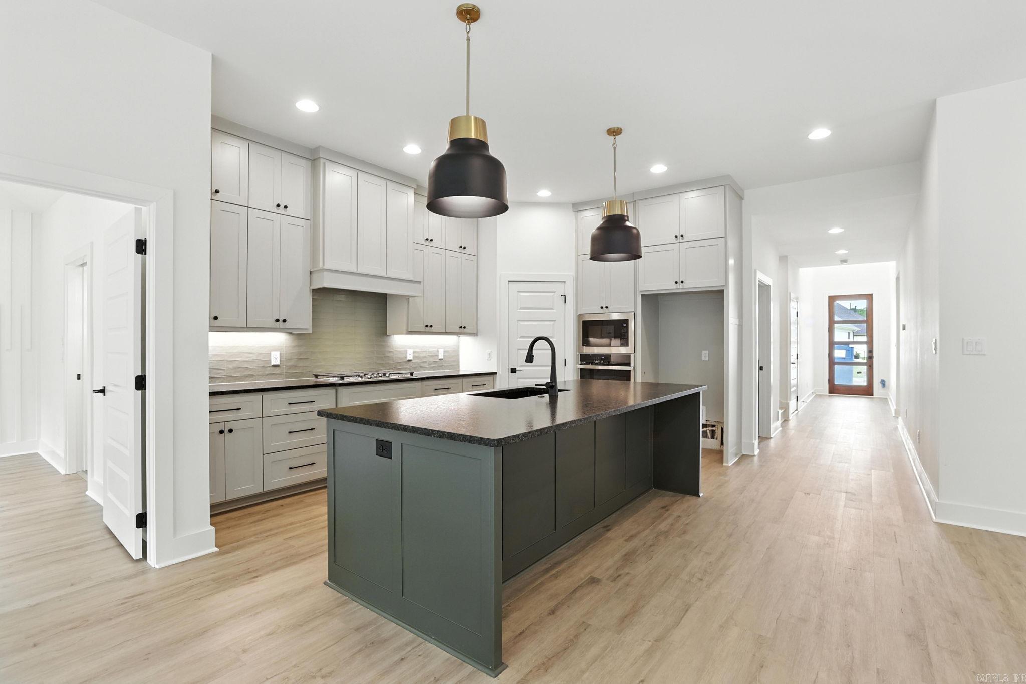6 Woodlands Park Lane Little Rock, AR 72211