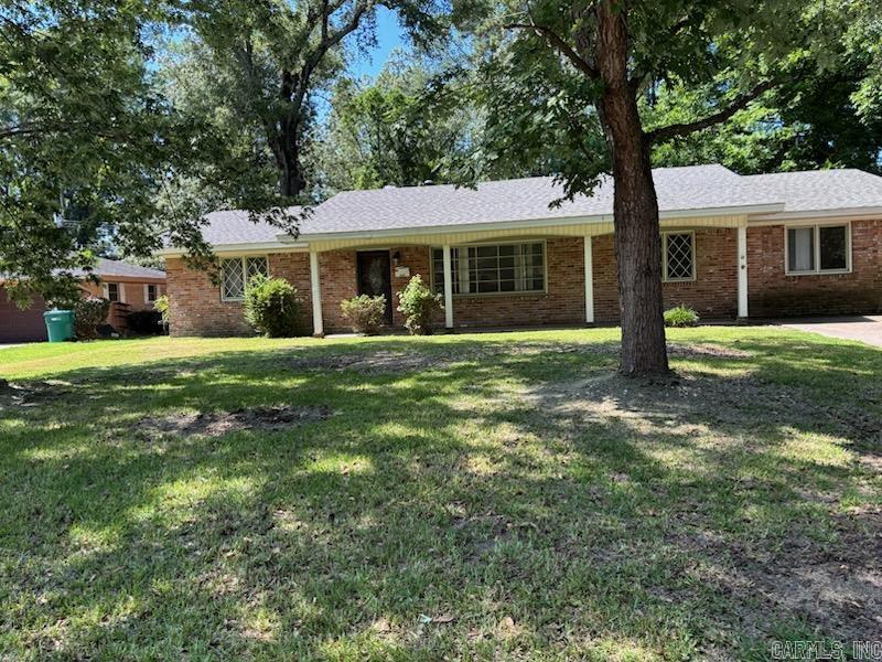 2302 W 40th  Pine Bluff, AR