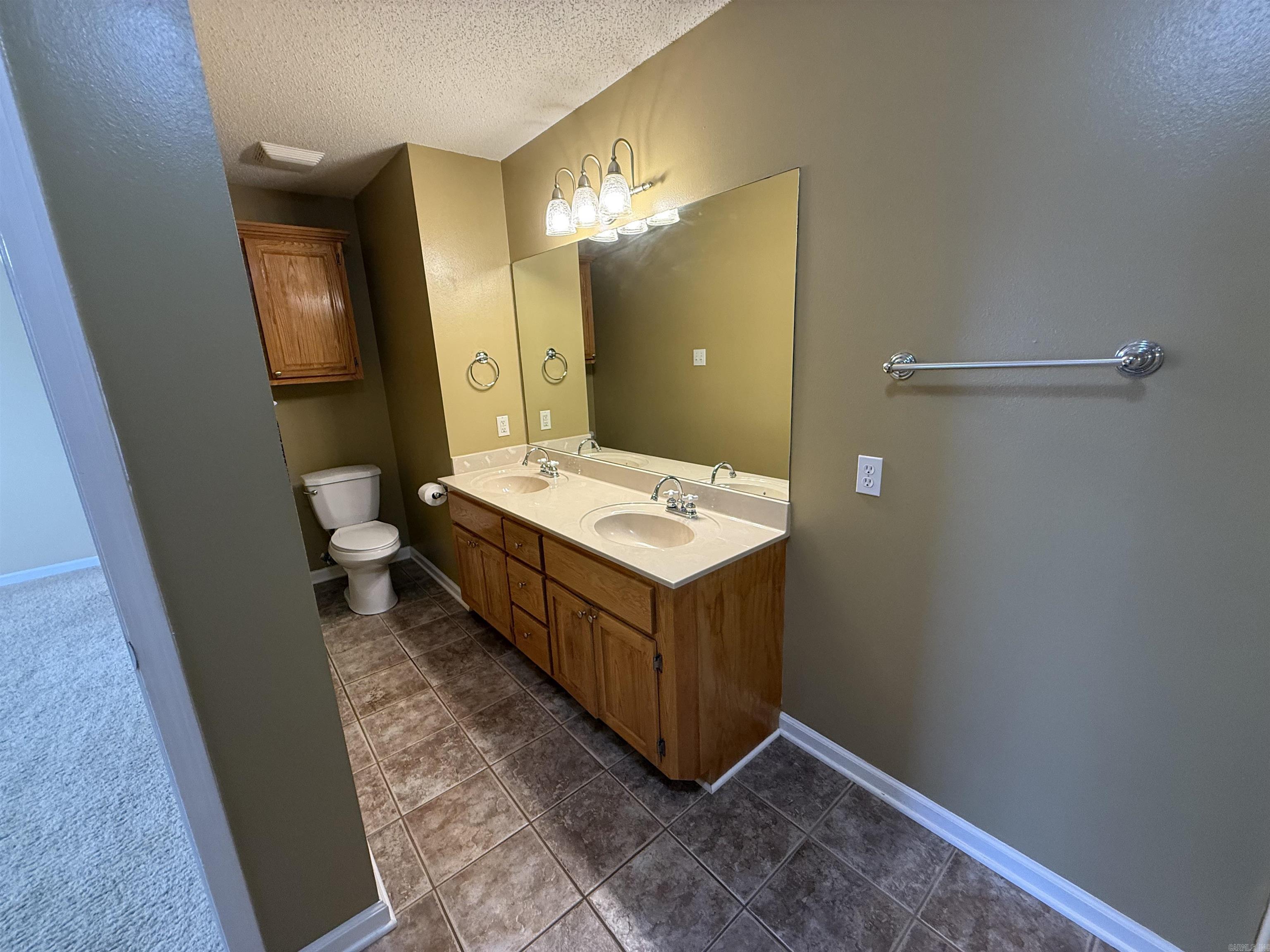 2106 Duane  Beebe, AR