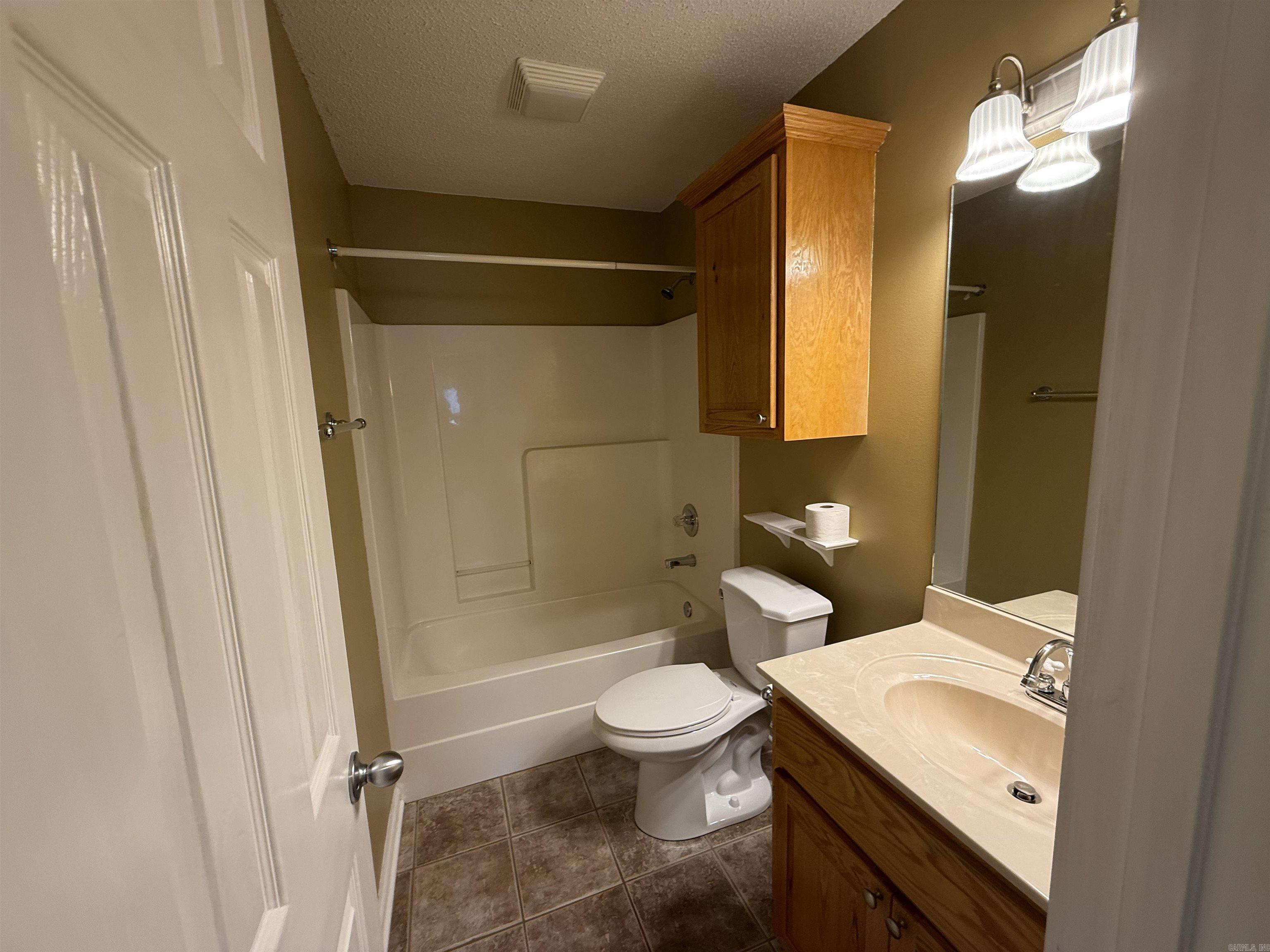 2106 Duane  Beebe, AR