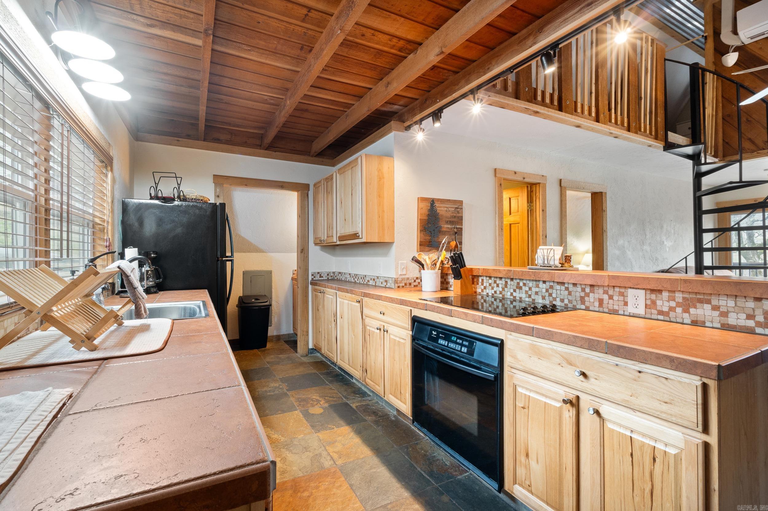 10601 Lakeside Drive Rogers, AR 72756