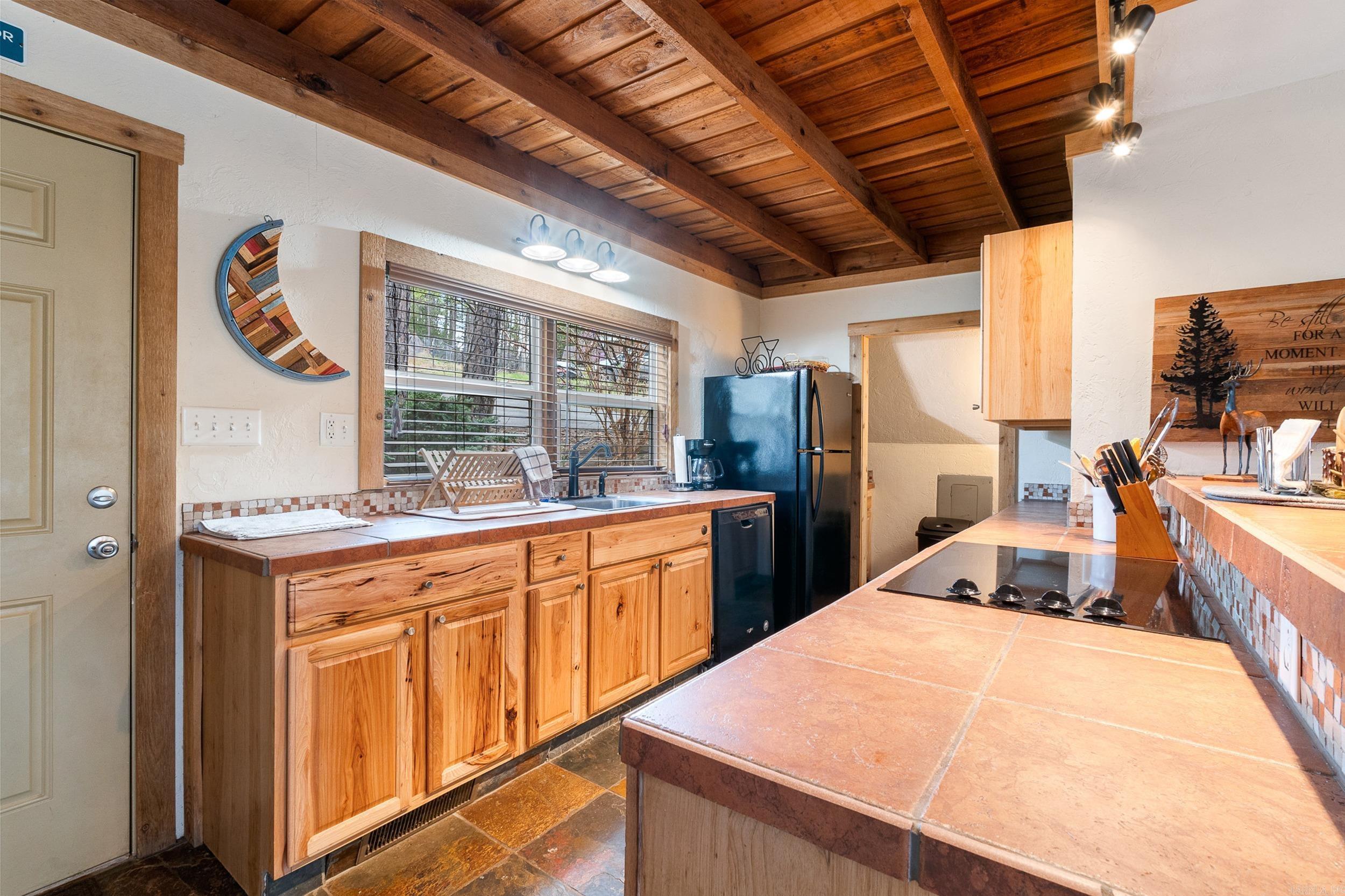 10601 Lakeside Drive Rogers, AR 72756
