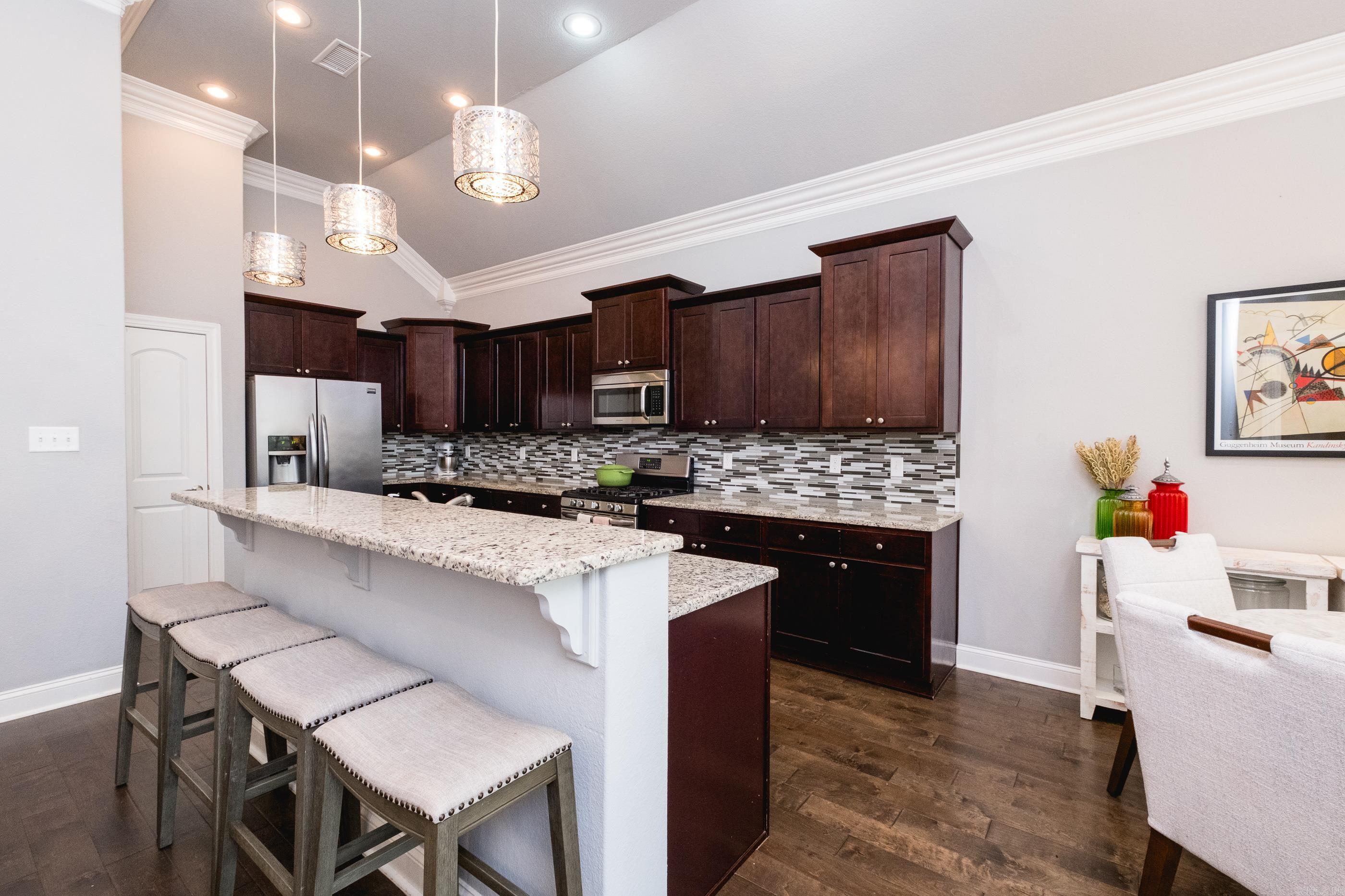 12 Eds Lane Little Rock, AR 72223