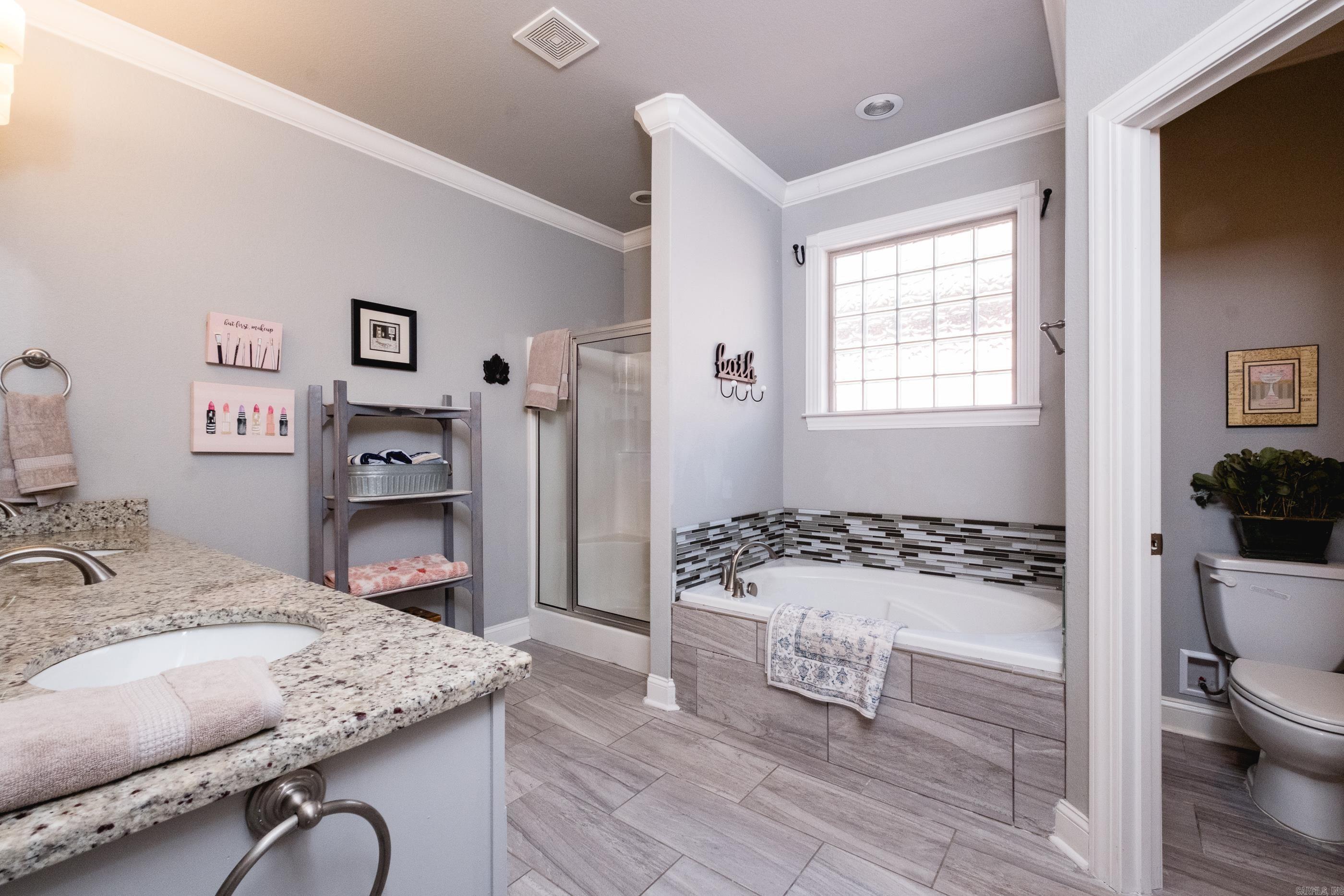 12 Eds Lane Little Rock, AR 72223