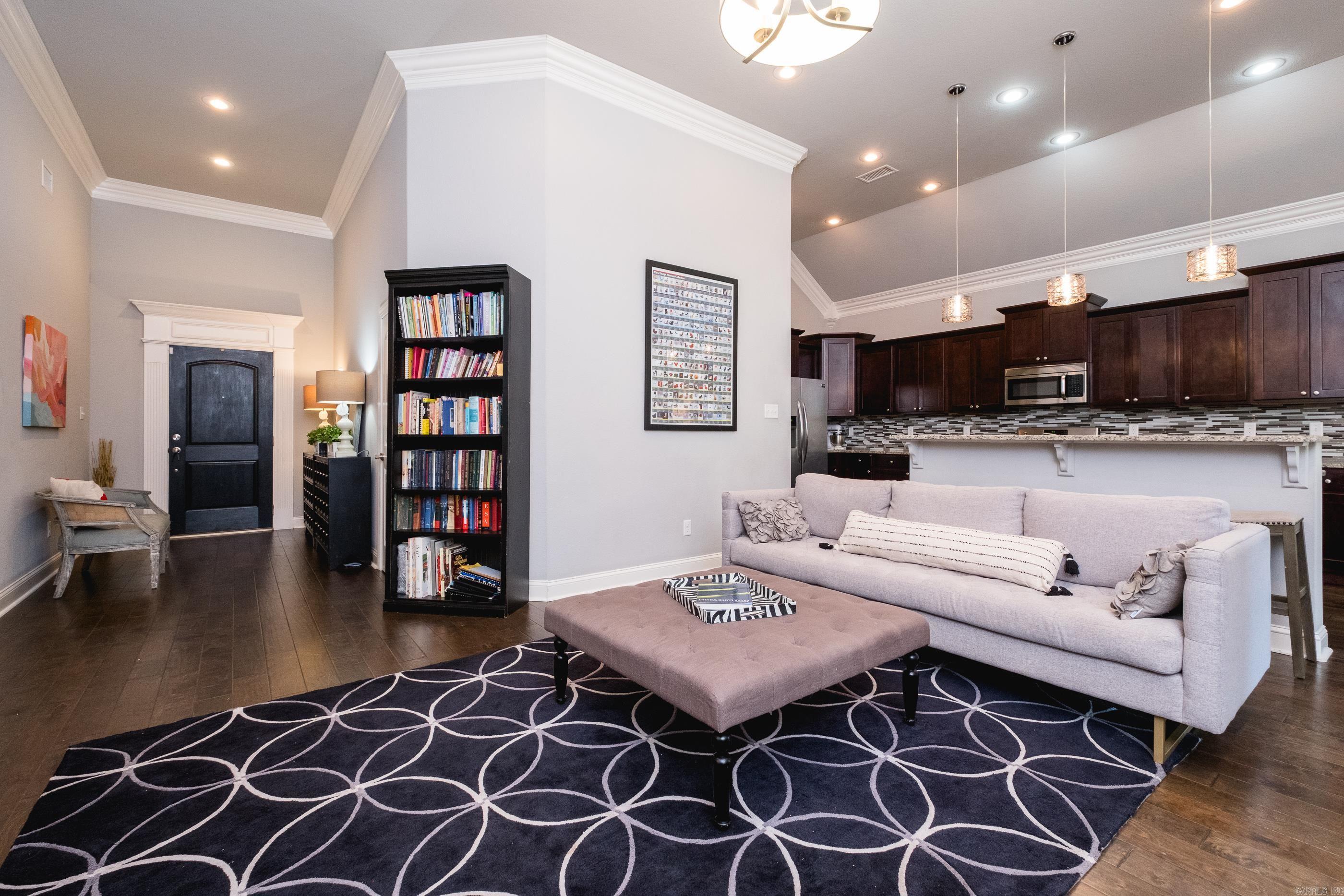 12 Eds Lane Little Rock, AR 72223