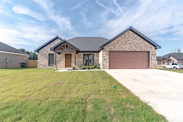 400  Gia  Bono, AR