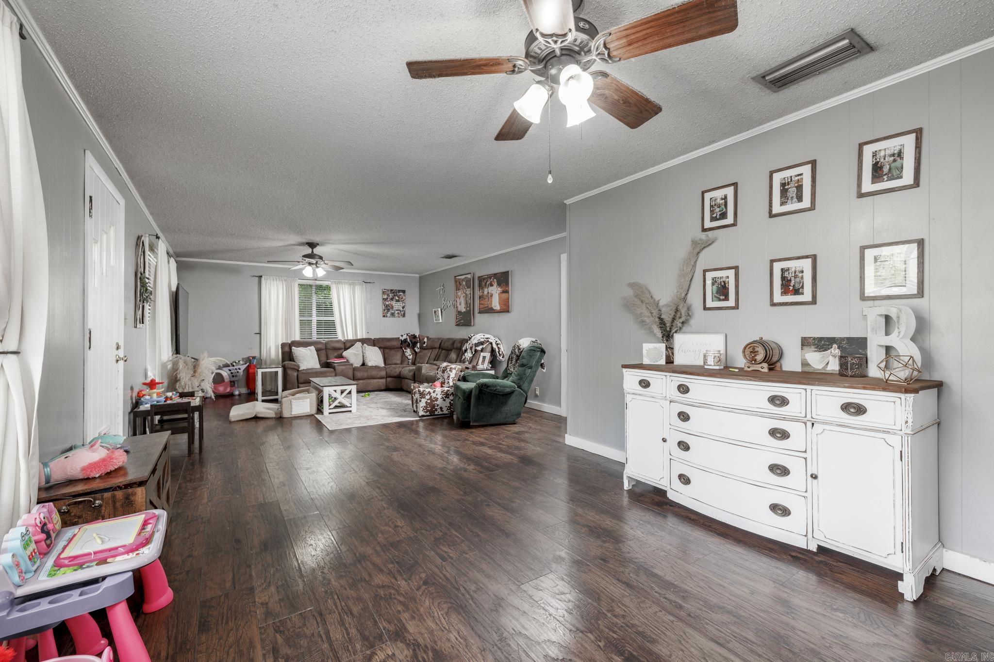 802 N Elm  Gurdon, AR