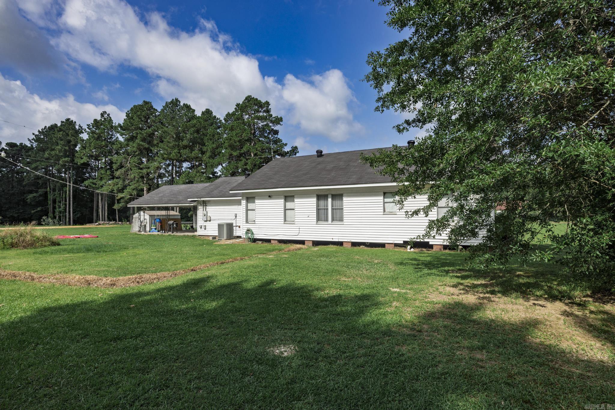 802 N Elm  Gurdon, AR