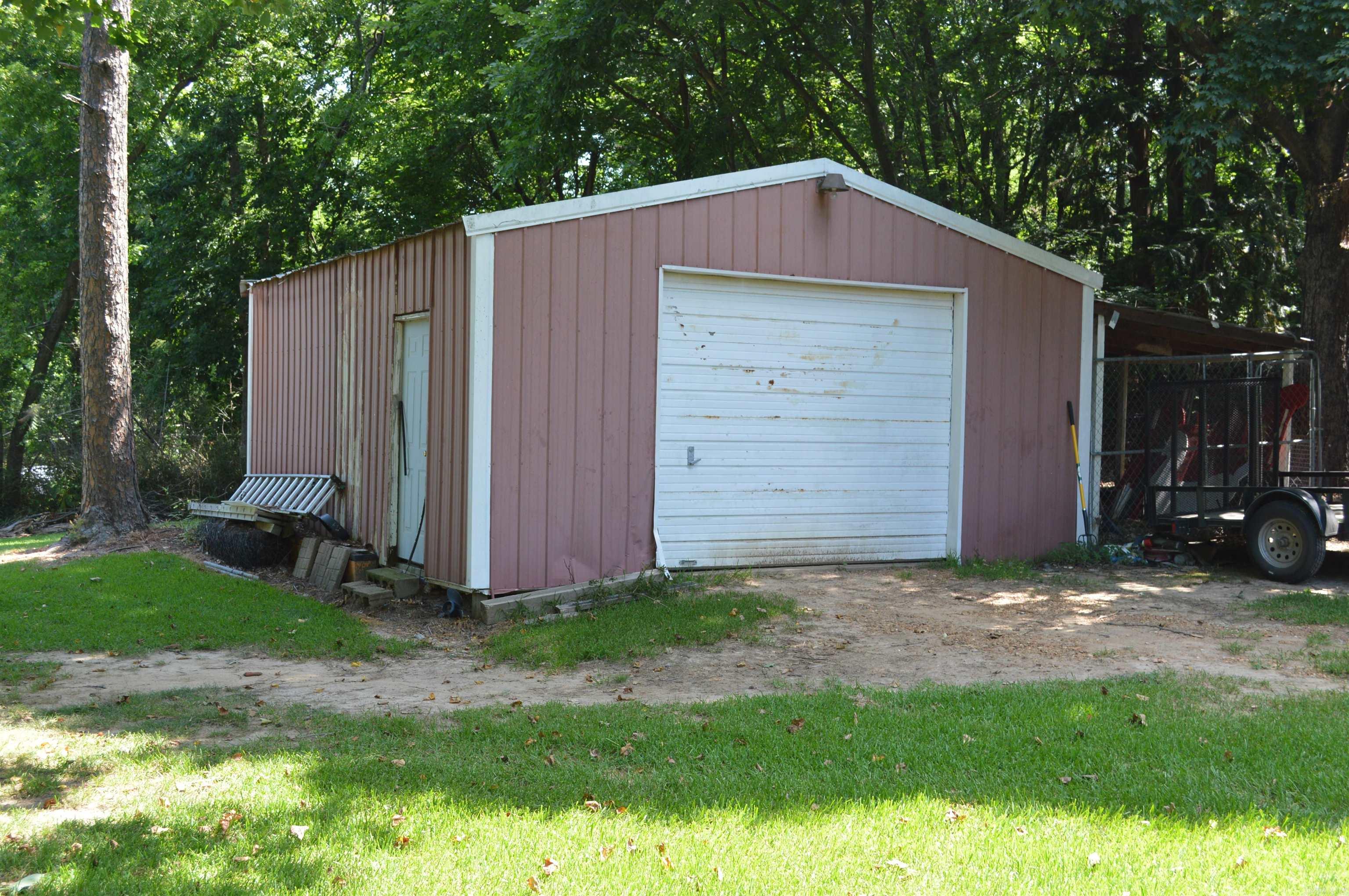702 E Center Street Harrisburg, AR 72432