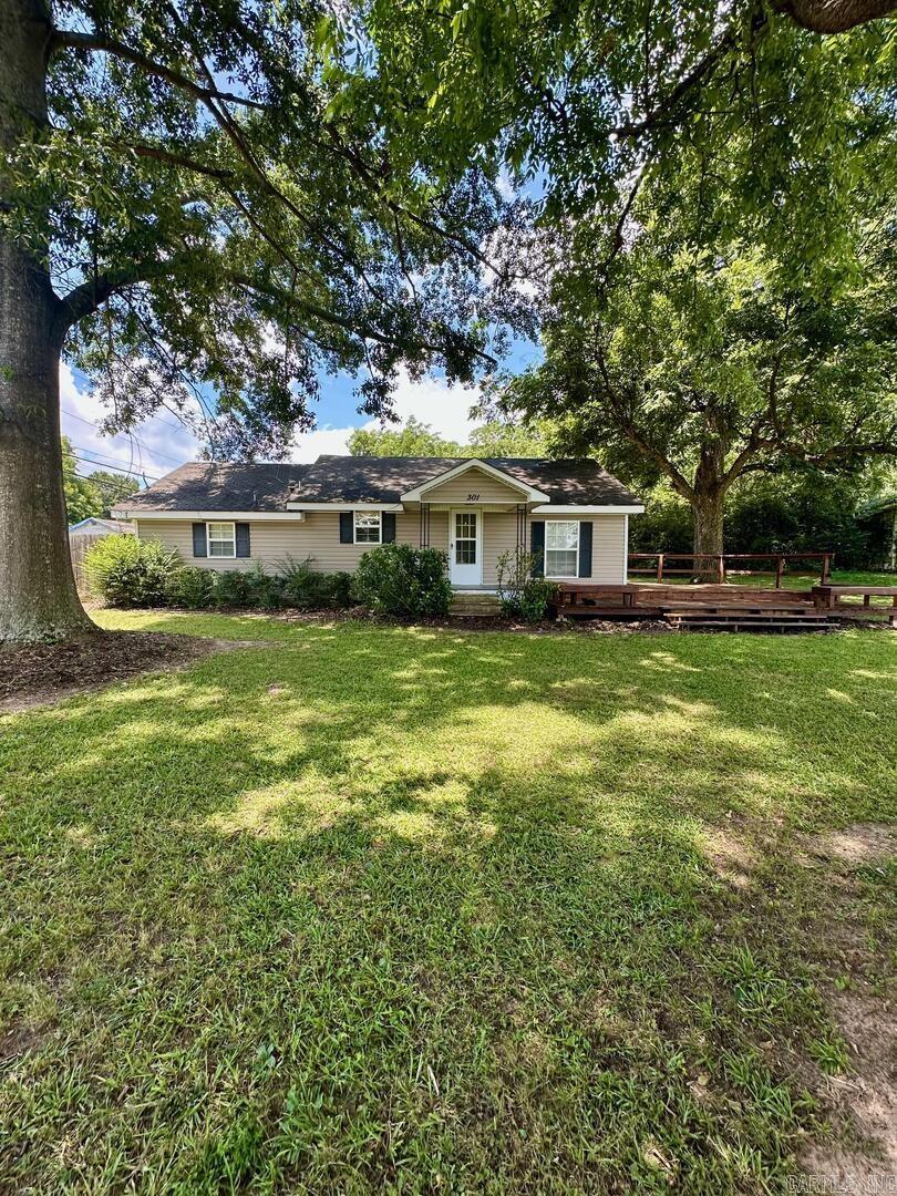 301 N College  Sheridan, AR