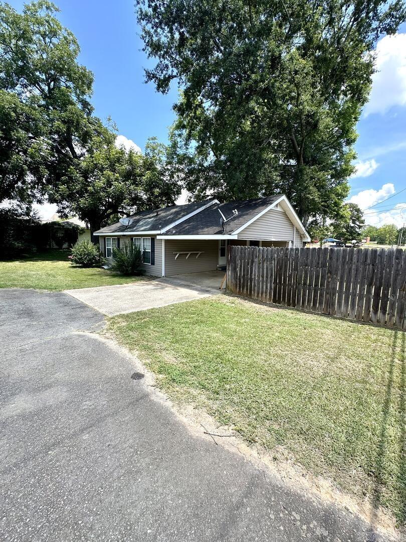 301 N College  Sheridan, AR