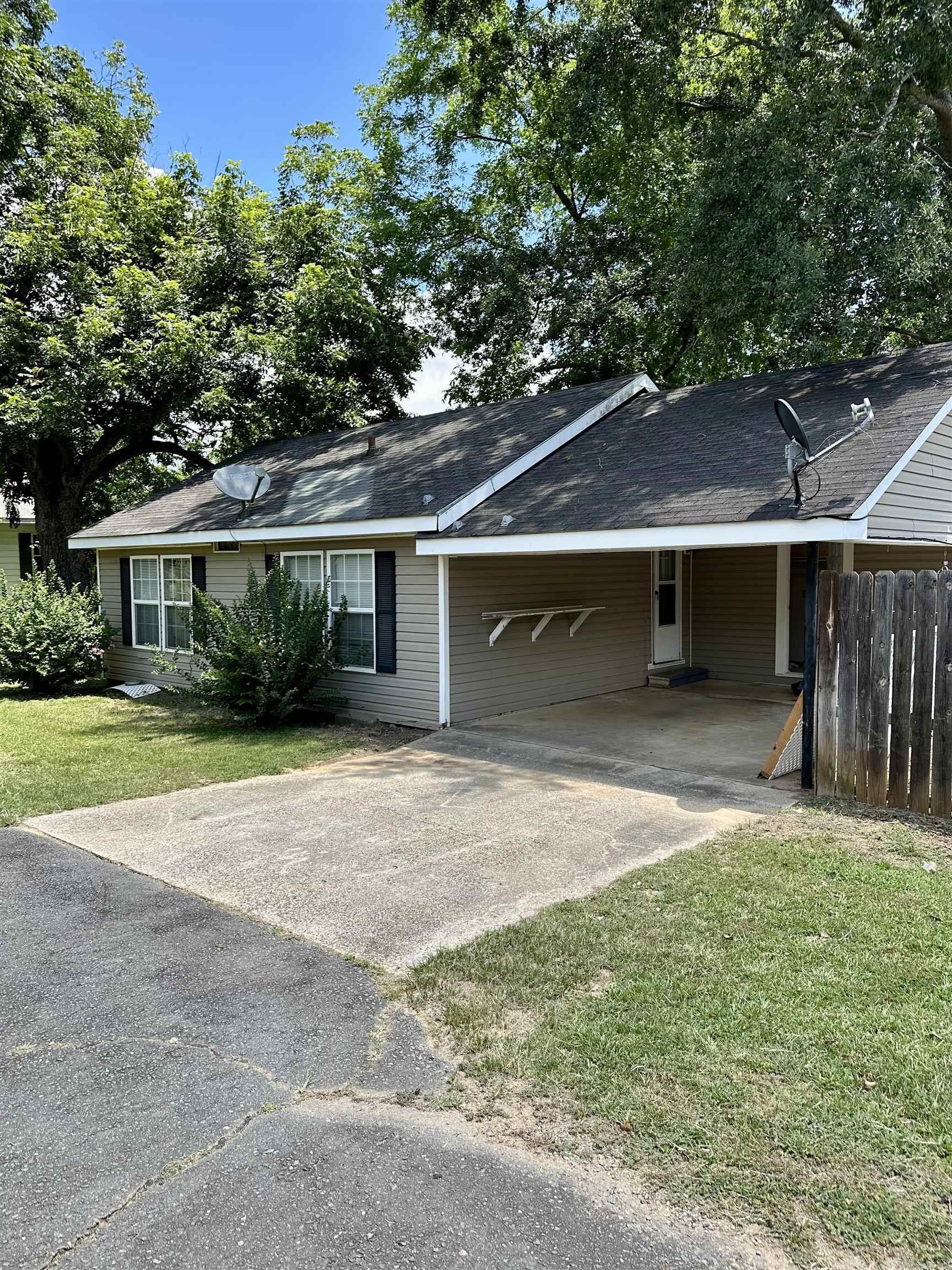 301 N College  Sheridan, AR