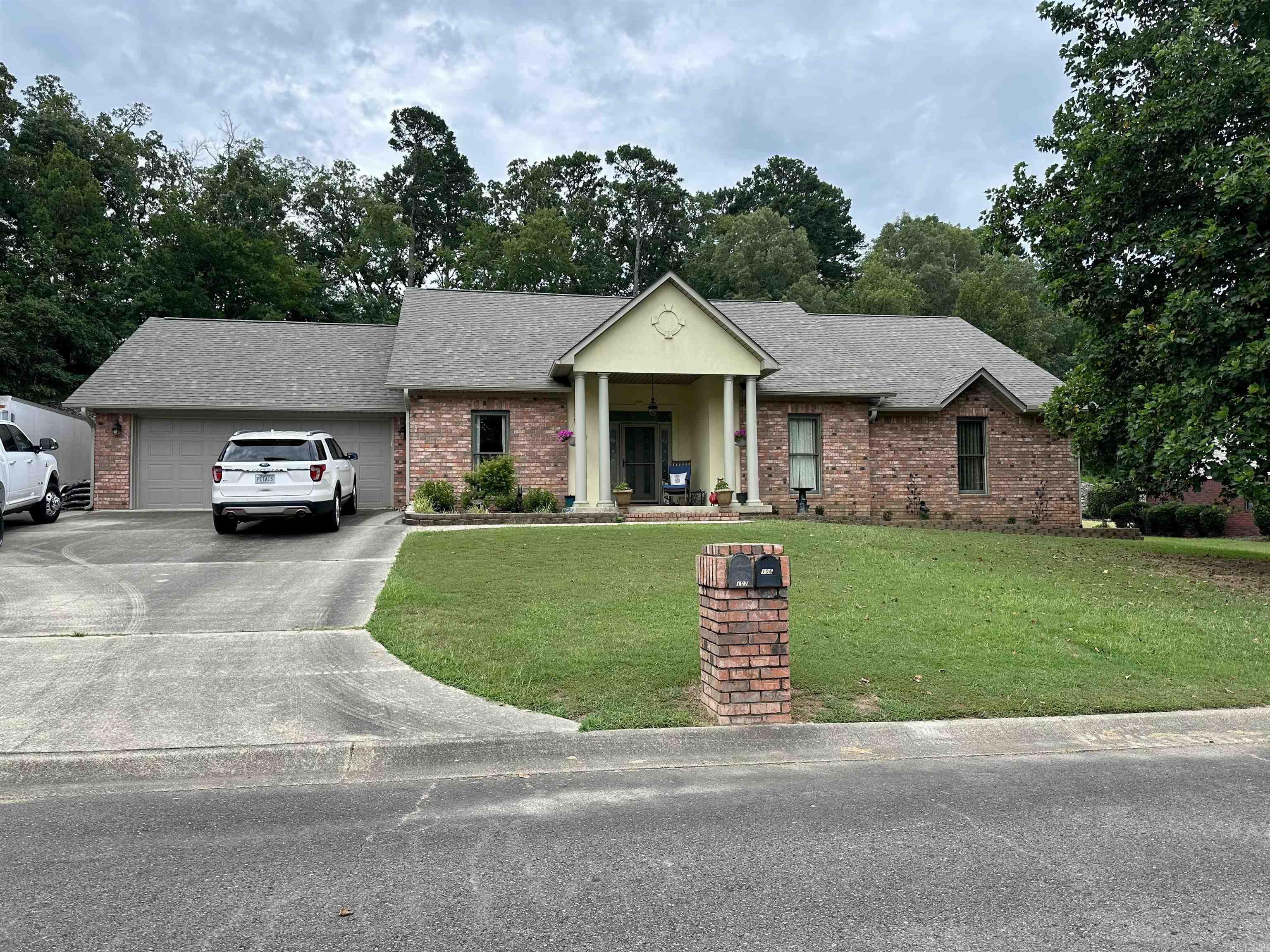 106 Little Oak Trail Hot Springs, AR 71901