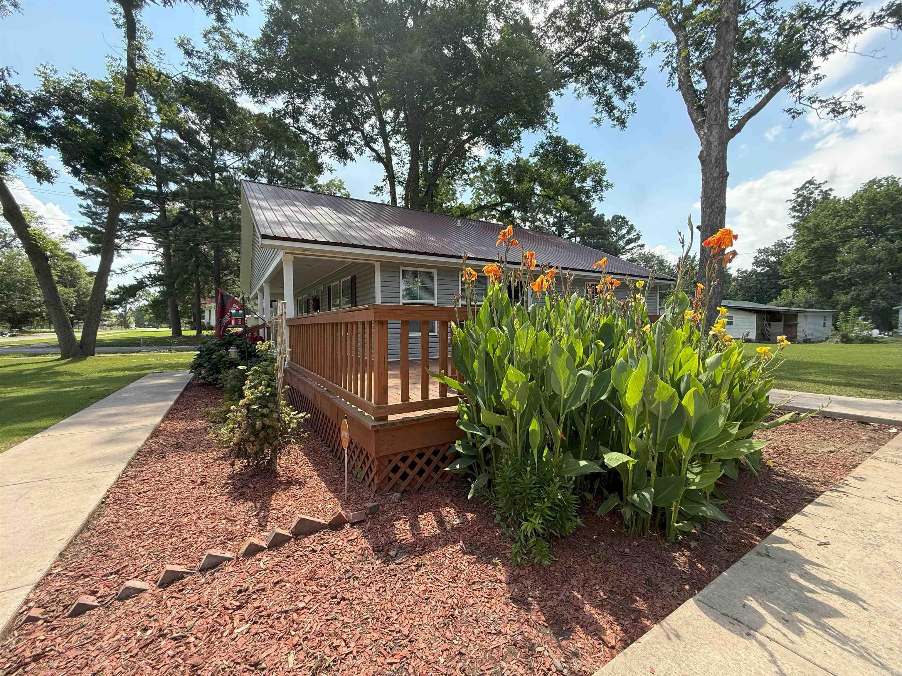 203 W Curran  Des Arc, AR