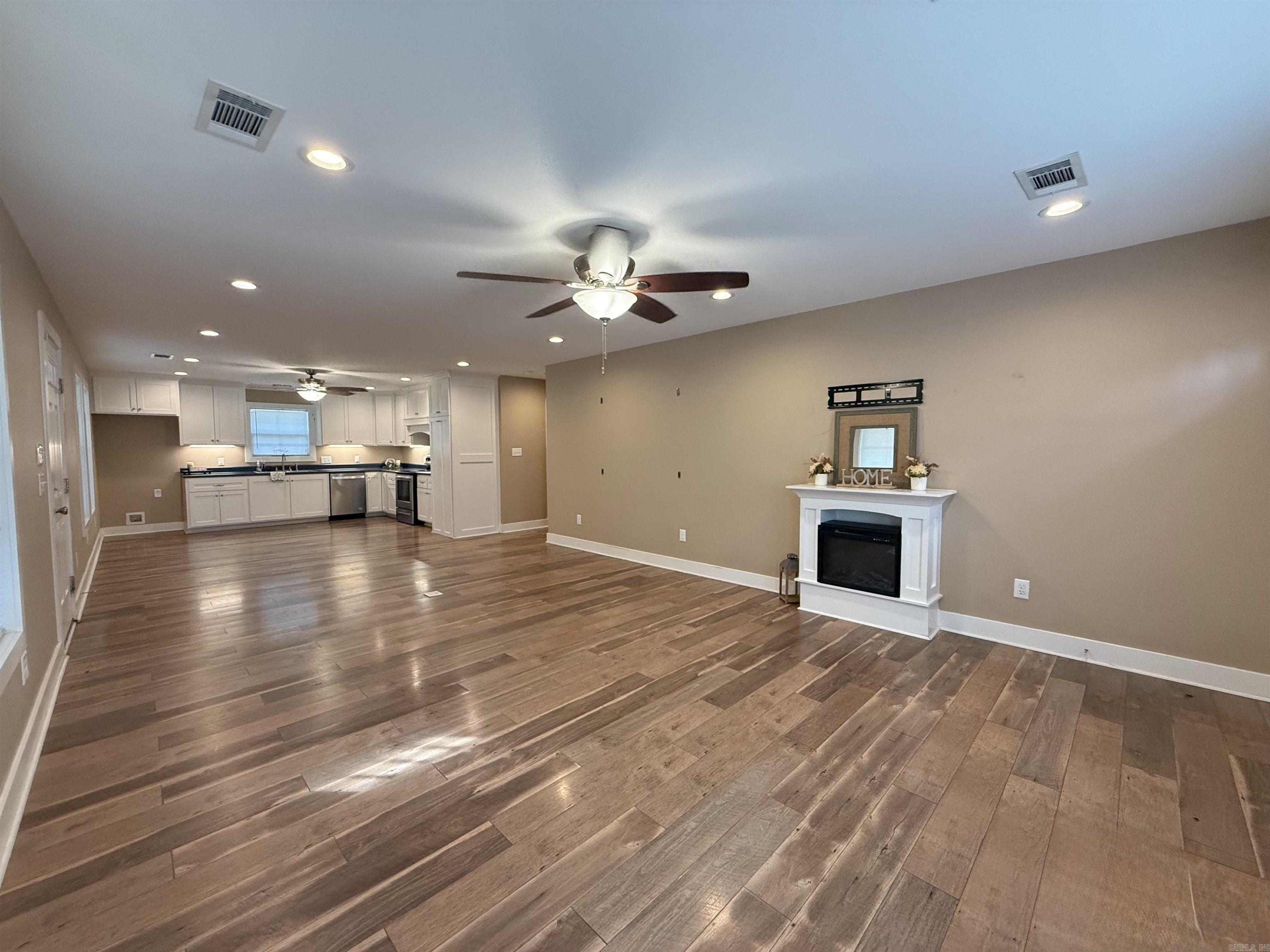 203 W Curran  Des Arc, AR