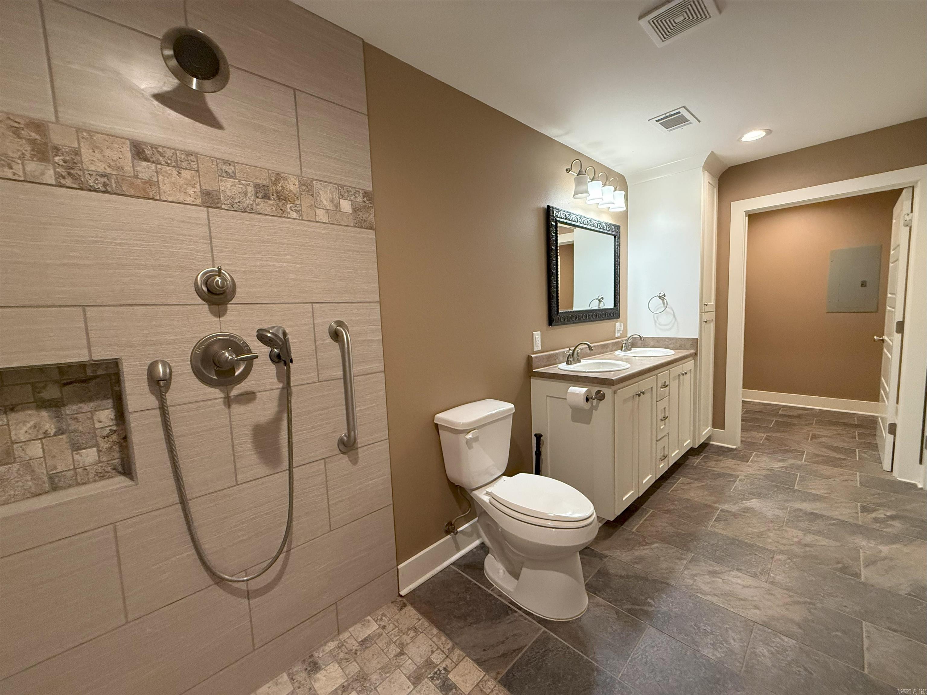 203 W Curran  Des Arc, AR