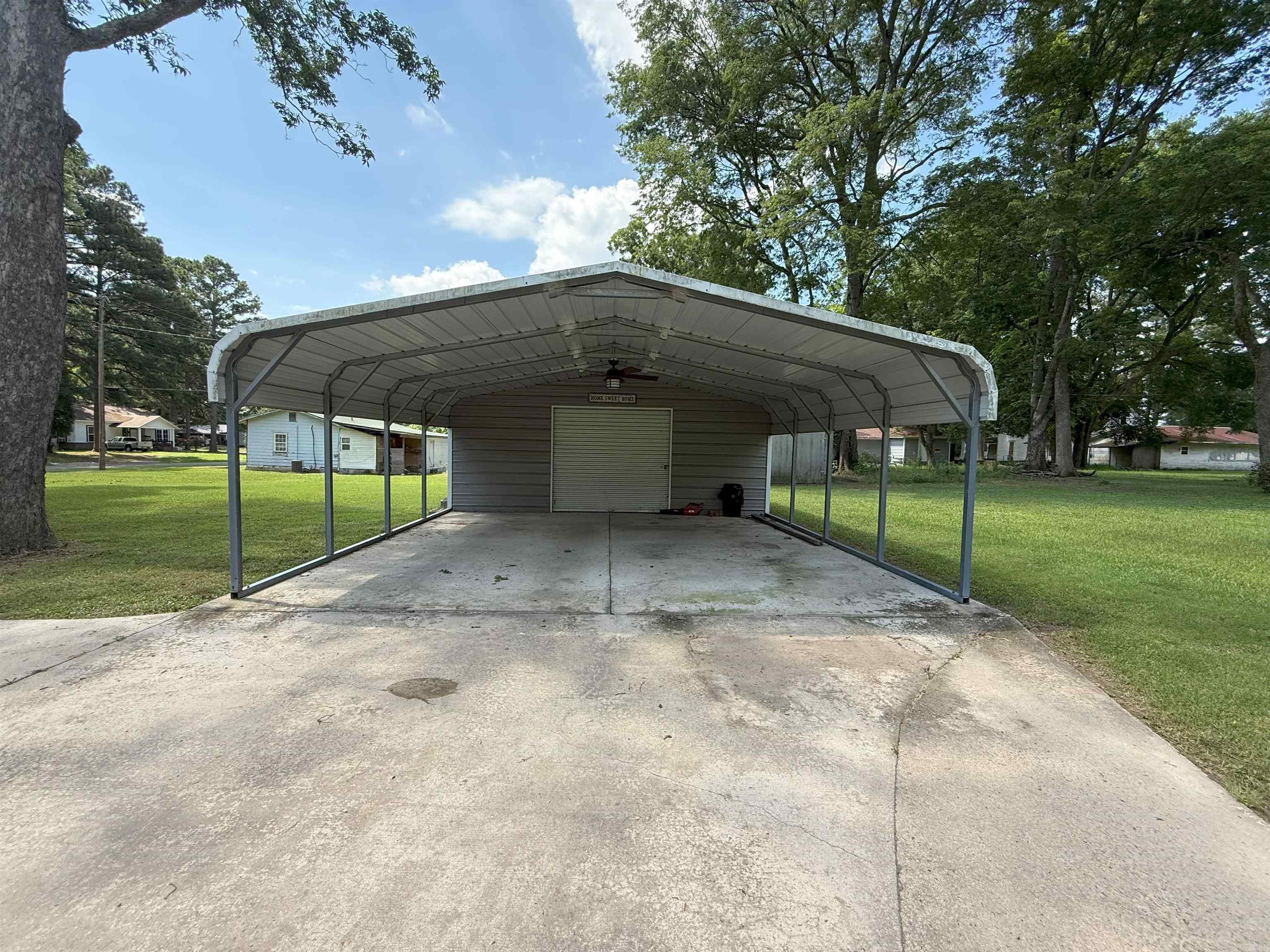 203 W Curran  Des Arc, AR