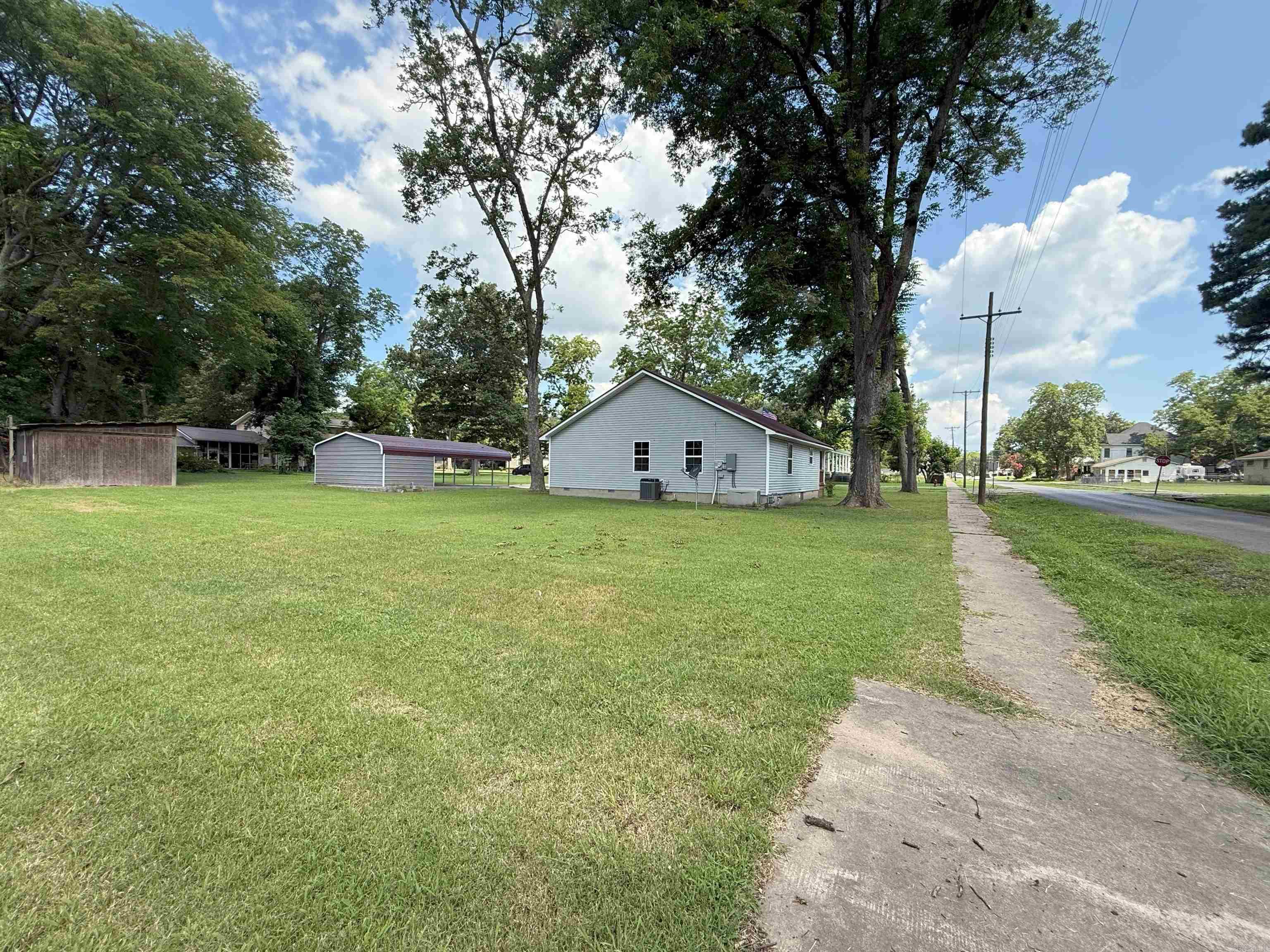 203 W Curran  Des Arc, AR