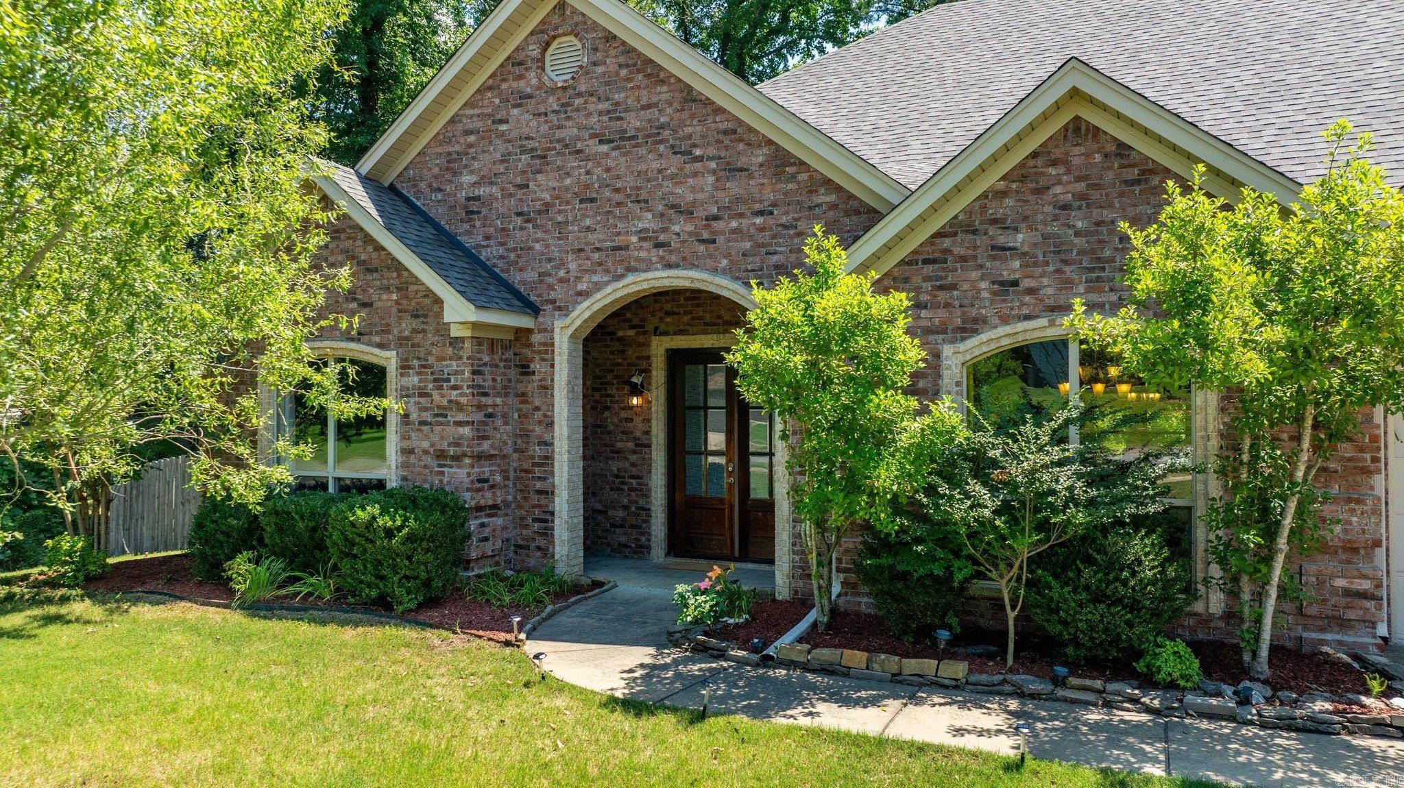 918 Hunter Lee Drive Bryant, AR 72019