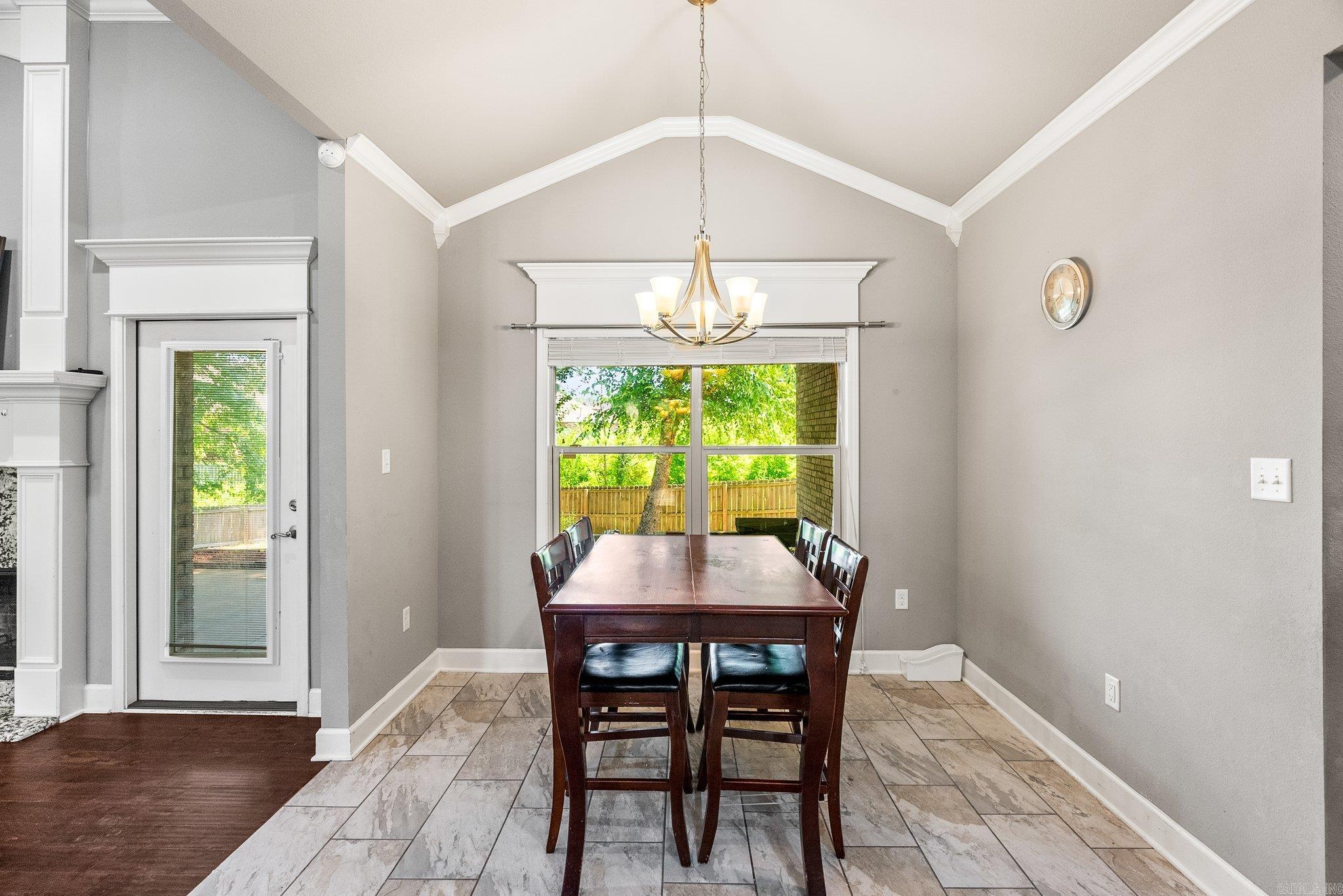 918 Hunter Lee Drive Bryant, AR 72019