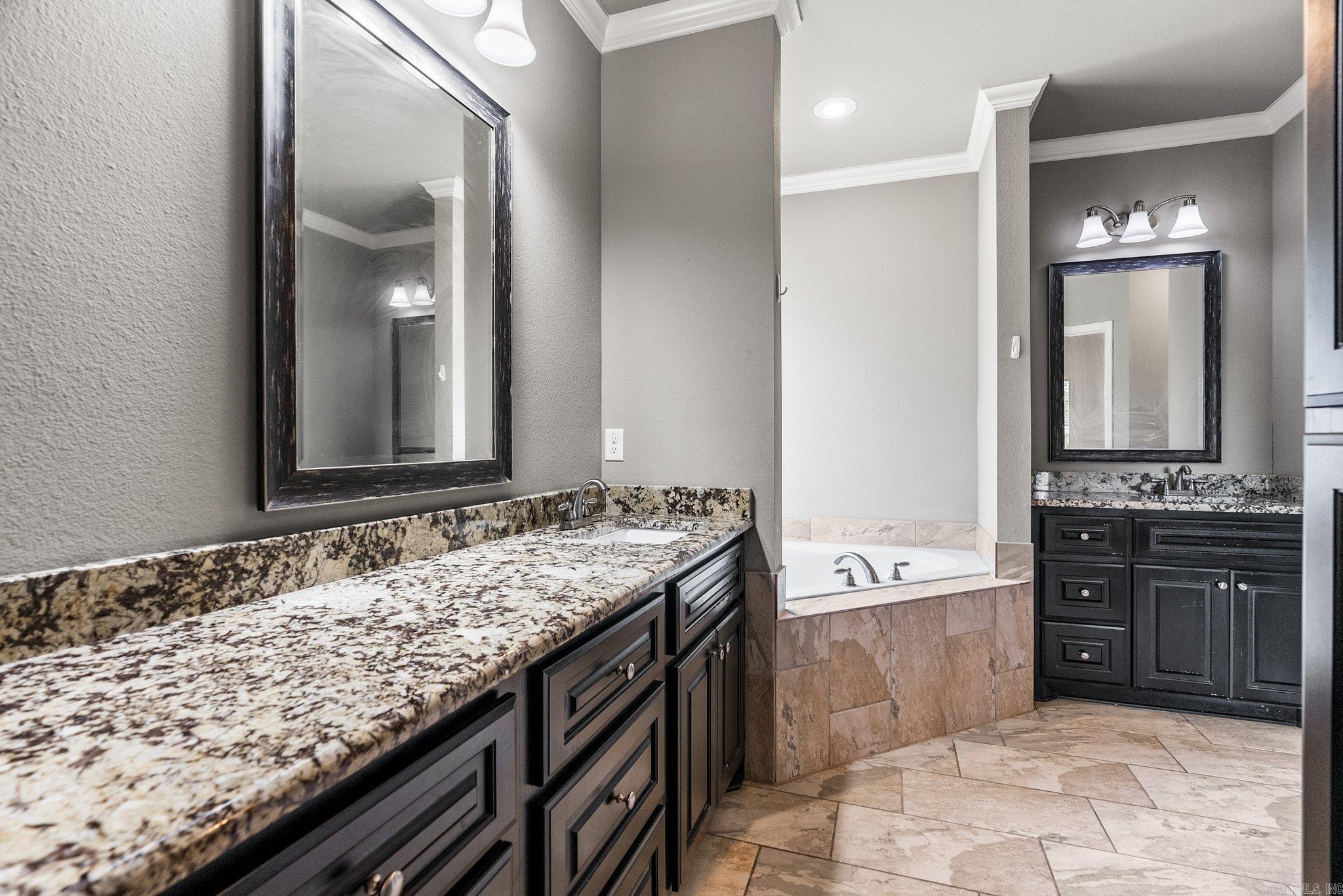 918 Hunter Lee Drive Bryant, AR 72019