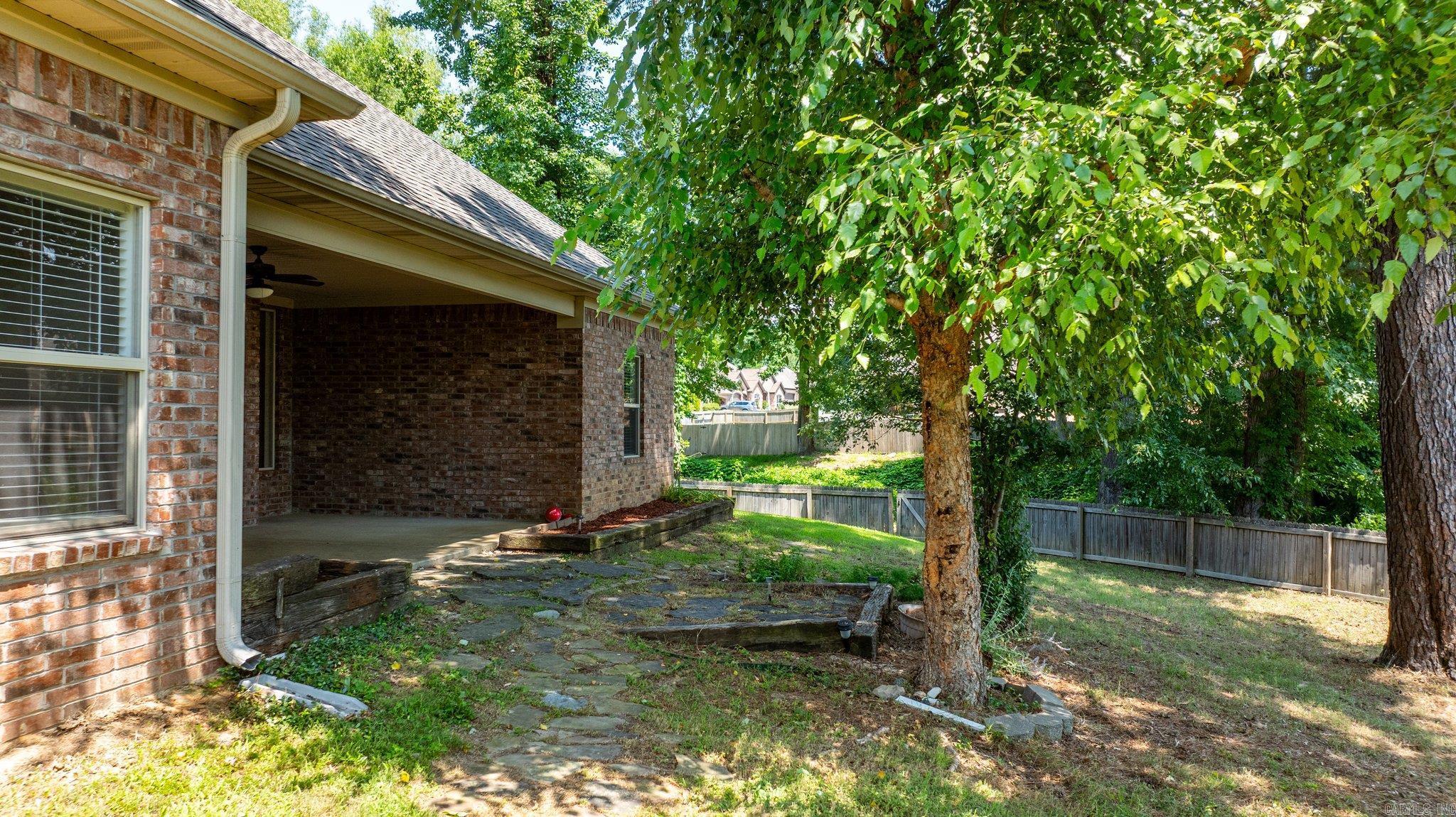 918 Hunter Lee Drive Bryant, AR 72019